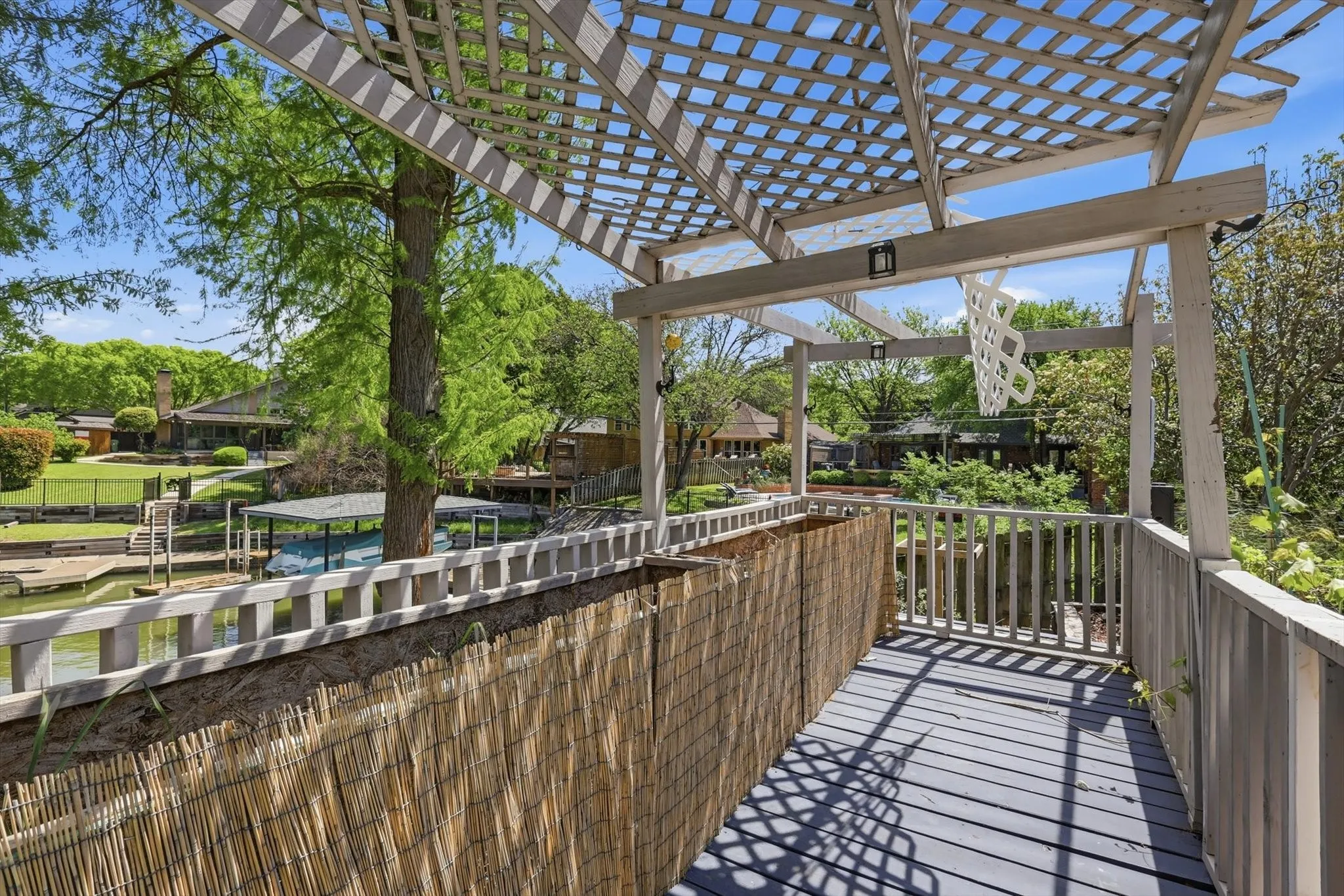 Single Family Residence For Sale in Tarrant County , 3509 Yachtclub Court, Arlington, Texas 76016, 3 Bedroom, 3 Bathroom, 2 Garage spaces, 3,056 Sqft, built in 1984, mls#21380764, Real Estate Agent in Arlington, Homes For Sale in Tarrant county, Homes For Sale in Arlington, Realtor in Arlington Texas, Real Estate Brokerage Independent Realty Texas, Luminita Cordes Realtor