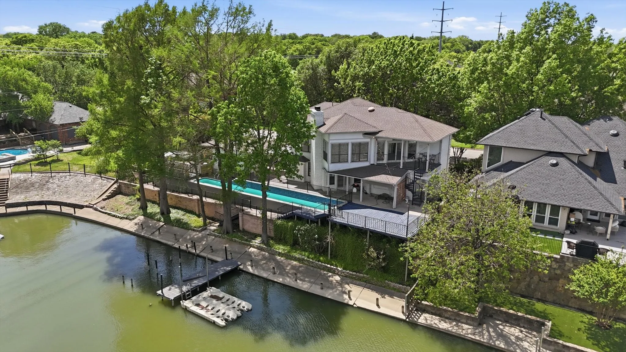 Single Family Residence For Sale in Tarrant County , 3509 Yachtclub Court, Arlington, Texas 76016, 3 Bedroom, 3 Bathroom, 2 Garage spaces, 3,056 Sqft, built in 1984, mls#21380764, Real Estate Agent in Arlington, Homes For Sale in Tarrant county, Homes For Sale in Arlington, Realtor in Arlington Texas, Real Estate Brokerage Independent Realty Texas, Luminita Cordes Realtor