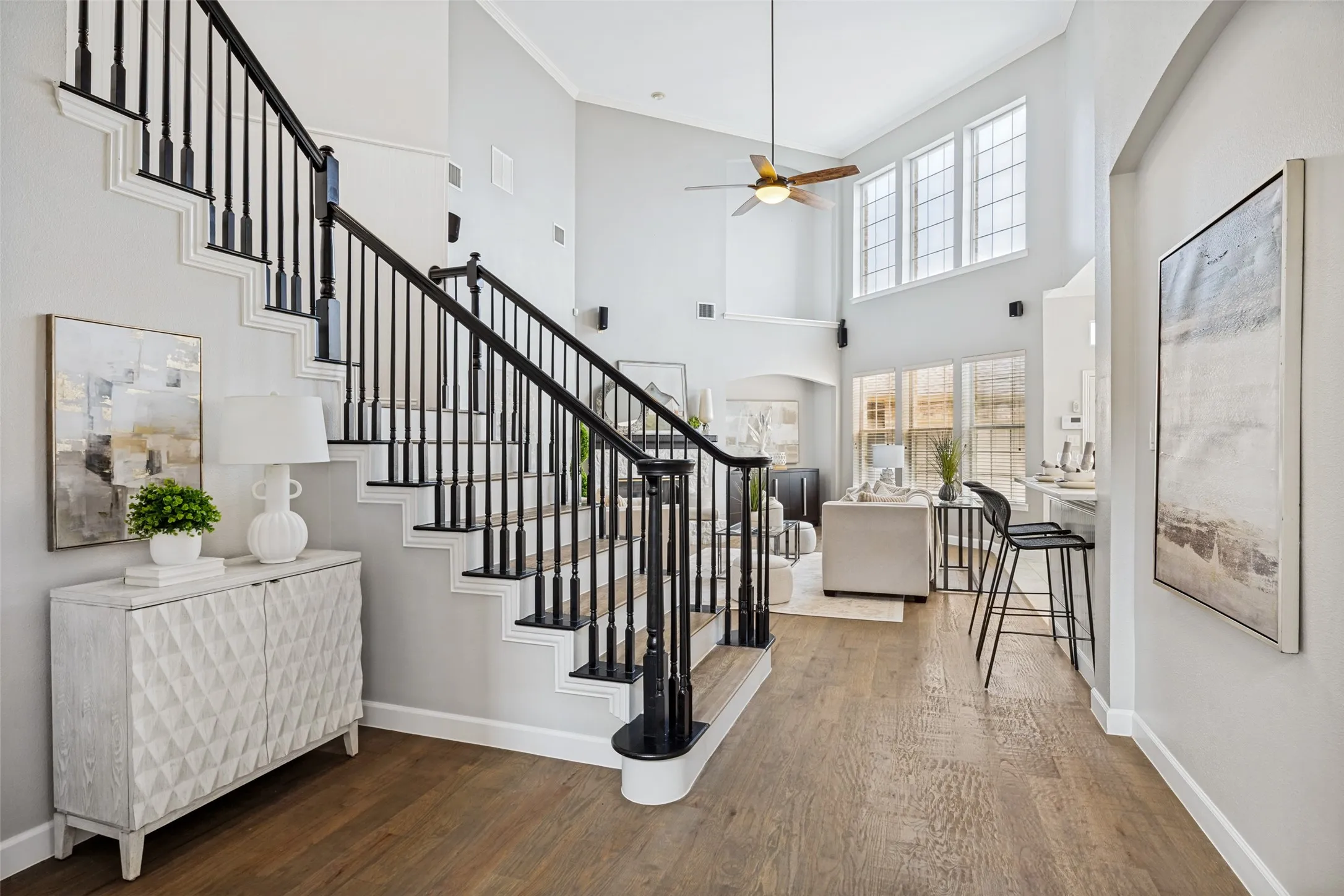 Single Family Residence For Sale in Denton County , 2521 Sir Tristram Lane, Lewisville, Texas 75056, 4 Bedroom, 5 Bathroom, 3 Garage spaces, 3,550 Sqft, built in 1998, mls#21380711, Real Estate Agent in Lewisville, Homes For Sale in Denton county, Homes For Sale in Lewisville, Realtor in Lewisville Texas, Real Estate Brokerage Independent Realty Texas, Luminita Cordes Realtor