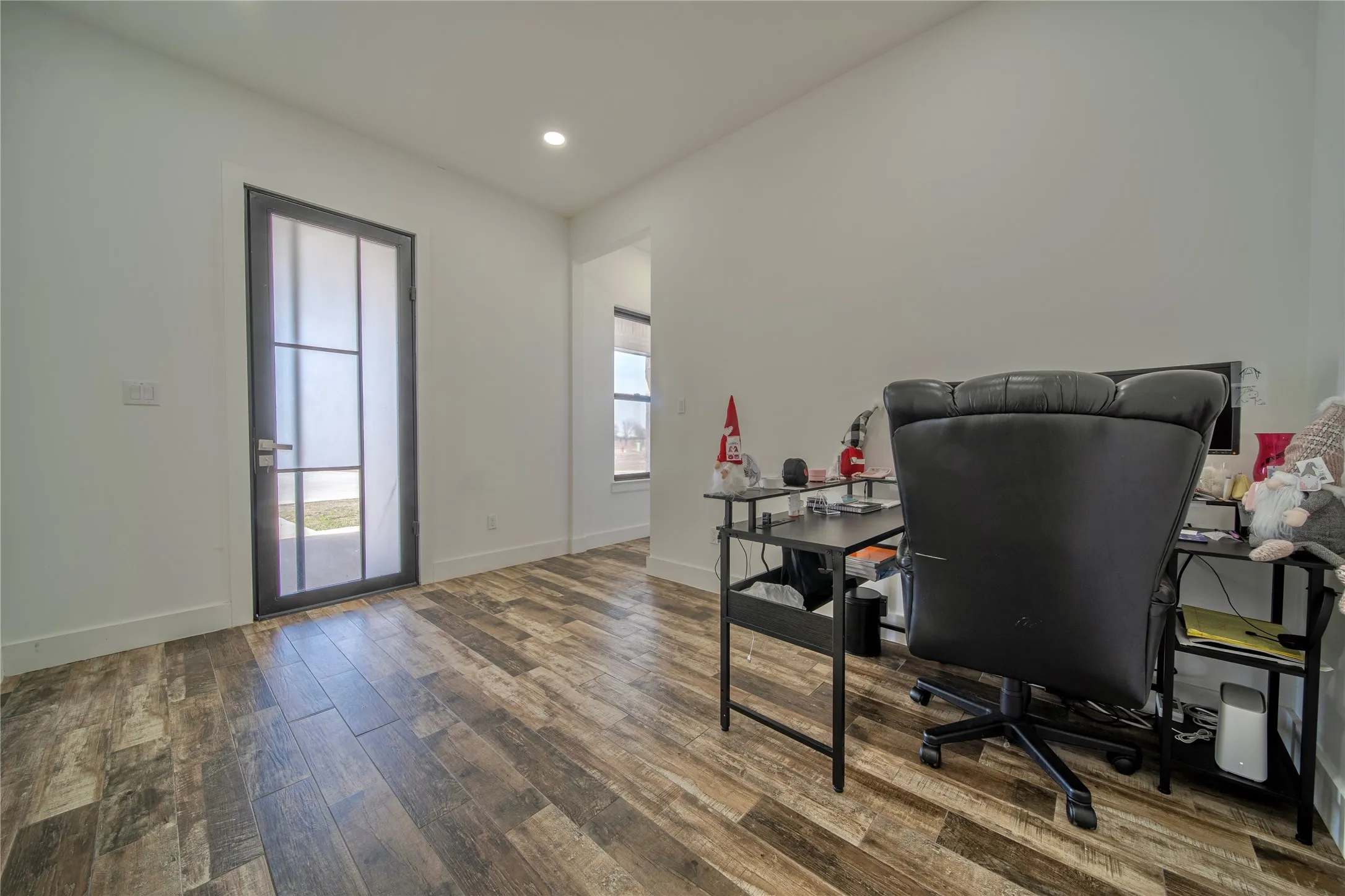 Single Family Residence For Sale in Rockwall County , 165 Ranch House Road, Rockwall, Texas 75032, 4 Bedroom, 4 Bathroom, 3 Garage spaces, 3,479 Sqft, built in 2021, mls#21374236, Real Estate Agent in Rockwall, Homes For Sale in Rockwall county, Homes For Sale in Rockwall, Realtor in Rockwall Texas, Real Estate Brokerage Independent Realty Texas, Luminita Cordes Realtor