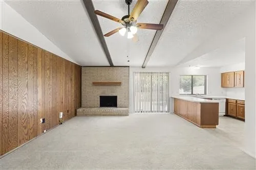 Single Family Residence For Rent in Tarrant County , 2205 Foxcroft Lane, Arlington, Texas 76014, 3 Bedroom, 2 Bathroom, 2 Garage spaces, 1,706 Sqft, built in 1980, mls#21380779, Real Estate Agent in Arlington, Homes For Rent in Tarrant county, Homes For Rent in Arlington, Realtor in Arlington Texas, Real Estate Brokerage Independent Realty Texas, Luminita Cordes Realtor