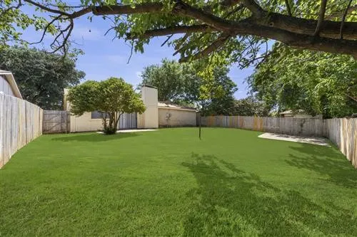 Single Family Residence For Rent in Tarrant County , 2205 Foxcroft Lane, Arlington, Texas 76014, 3 Bedroom, 2 Bathroom, 2 Garage spaces, 1,706 Sqft, built in 1980, mls#21380779, Real Estate Agent in Arlington, Homes For Rent in Tarrant county, Homes For Rent in Arlington, Realtor in Arlington Texas, Real Estate Brokerage Independent Realty Texas, Luminita Cordes Realtor