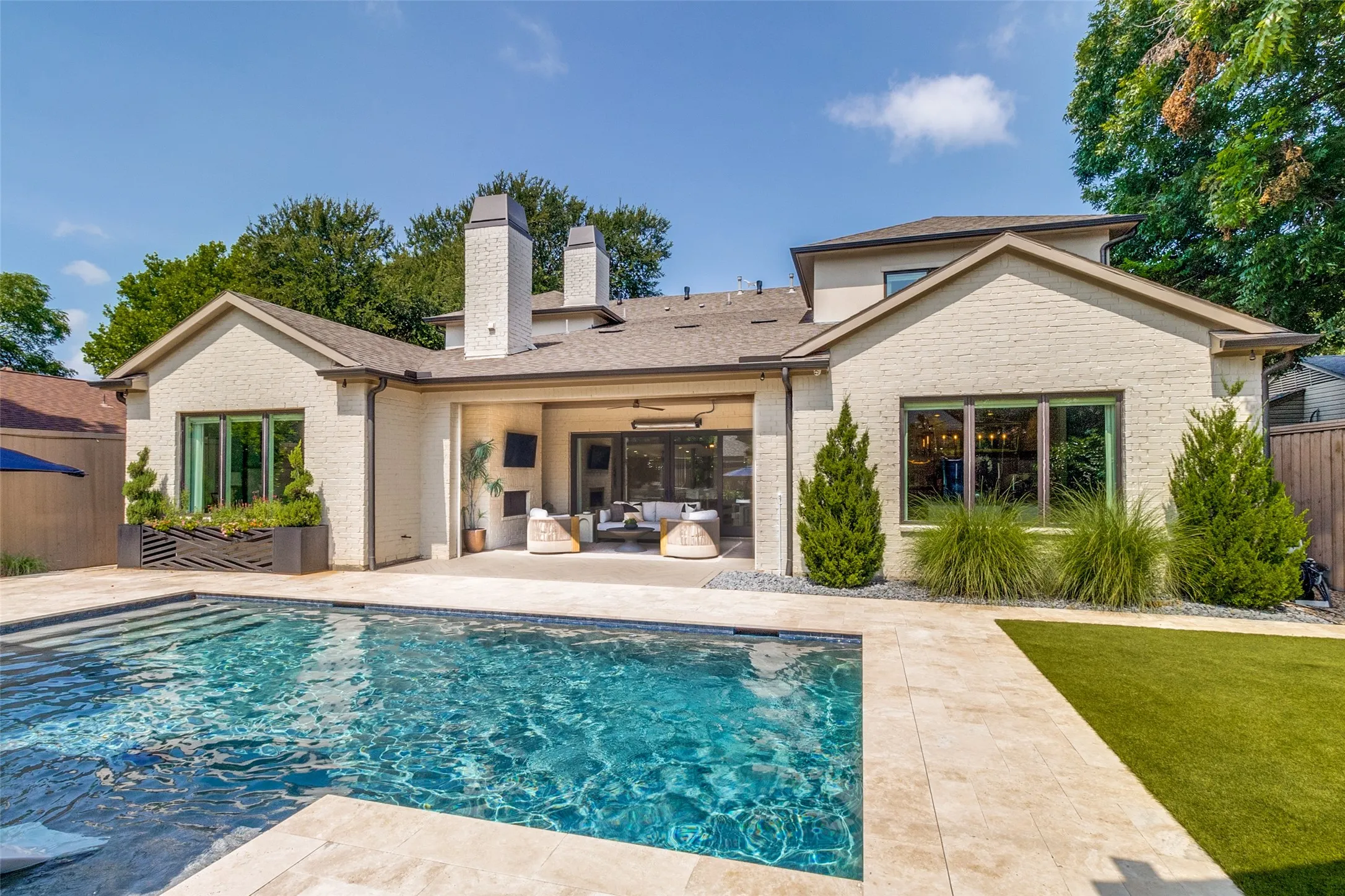 Single Family Residence For Sale in Dallas County , 6716 Oriole Drive, Dallas, Texas 75209, 4 Bedroom, 5 Bathroom, 2 Garage spaces, 4,718 Sqft, built in 2020, mls#21376641, Real Estate Agent in Dallas, Homes For Sale in Dallas county, Homes For Sale in Dallas, Realtor in Dallas Texas, Real Estate Brokerage Independent Realty Texas, Luminita Cordes Realtor