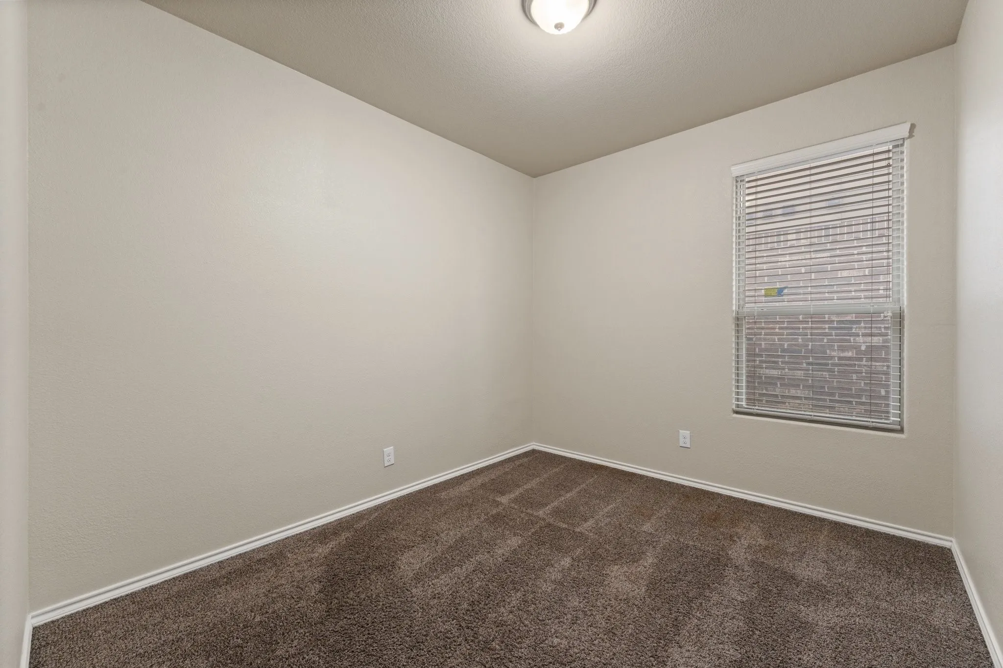 Single Family Residence For Sale in Tarrant County , 1105 Sierra Blanca Drive, Fort Worth, Texas 76028, 4 Bedroom, 2 Bathroom, 2 Garage spaces, 1,560 Sqft, built in 2015, mls#21374012, Real Estate Agent in Fort Worth, Homes For Sale in Tarrant county, Homes For Sale in Fort Worth, Realtor in Fort Worth Texas, Real Estate Brokerage Independent Realty Texas, Luminita Cordes Realtor