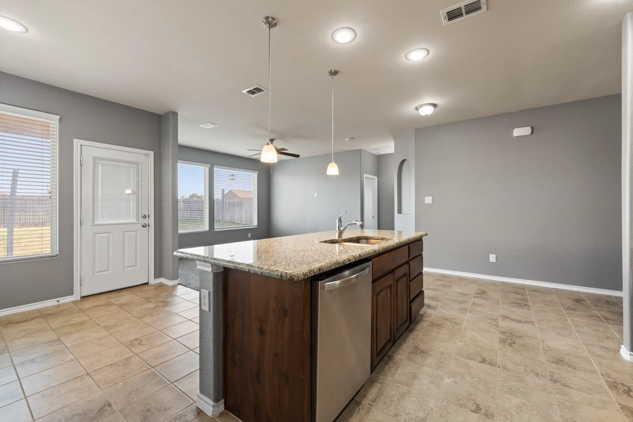 Single Family Residence For Sale in Tarrant County , 1105 Sierra Blanca Drive, Fort Worth, Texas 76028, 4 Bedroom, 2 Bathroom, 2 Garage spaces, 1,560 Sqft, built in 2015, mls#21374012, Real Estate Agent in Fort Worth, Homes For Sale in Tarrant county, Homes For Sale in Fort Worth, Realtor in Fort Worth Texas, Real Estate Brokerage Independent Realty Texas, Luminita Cordes Realtor