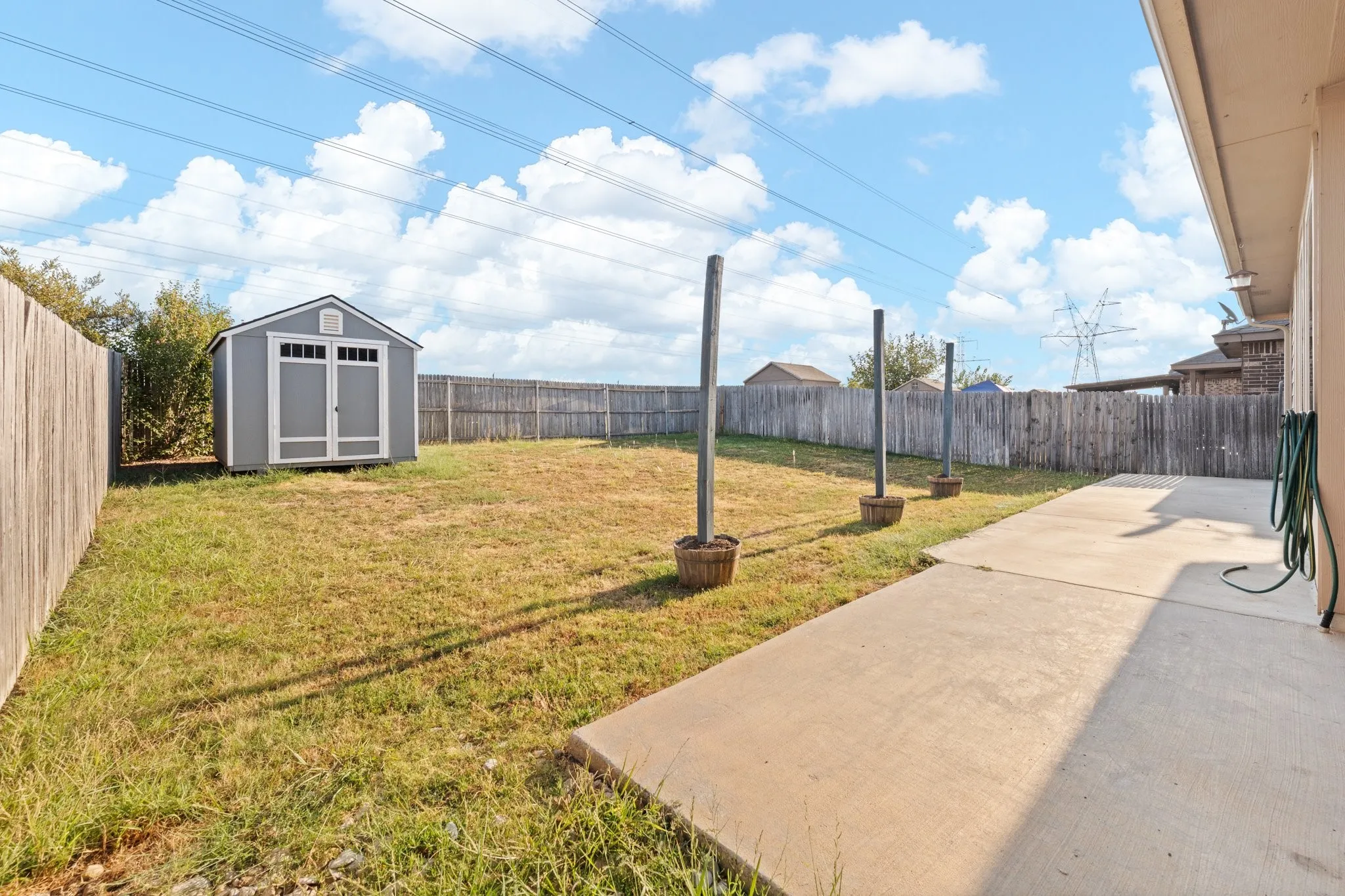Single Family Residence For Sale in Tarrant County , 1105 Sierra Blanca Drive, Fort Worth, Texas 76028, 4 Bedroom, 2 Bathroom, 2 Garage spaces, 1,560 Sqft, built in 2015, mls#21374012, Real Estate Agent in Fort Worth, Homes For Sale in Tarrant county, Homes For Sale in Fort Worth, Realtor in Fort Worth Texas, Real Estate Brokerage Independent Realty Texas, Luminita Cordes Realtor