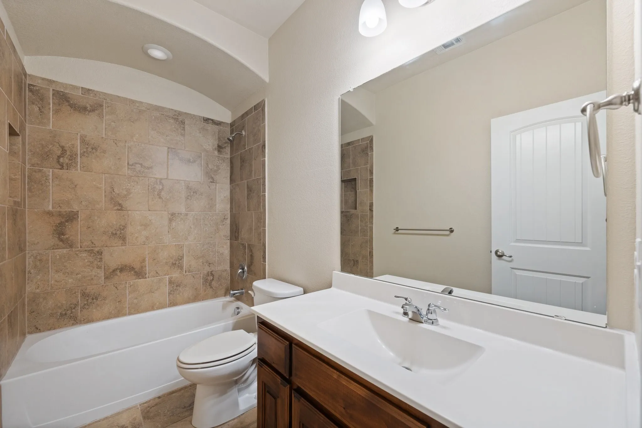 Single Family Residence For Sale in Tarrant County , 1105 Sierra Blanca Drive, Fort Worth, Texas 76028, 4 Bedroom, 2 Bathroom, 2 Garage spaces, 1,560 Sqft, built in 2015, mls#21374012, Real Estate Agent in Fort Worth, Homes For Sale in Tarrant county, Homes For Sale in Fort Worth, Realtor in Fort Worth Texas, Real Estate Brokerage Independent Realty Texas, Luminita Cordes Realtor