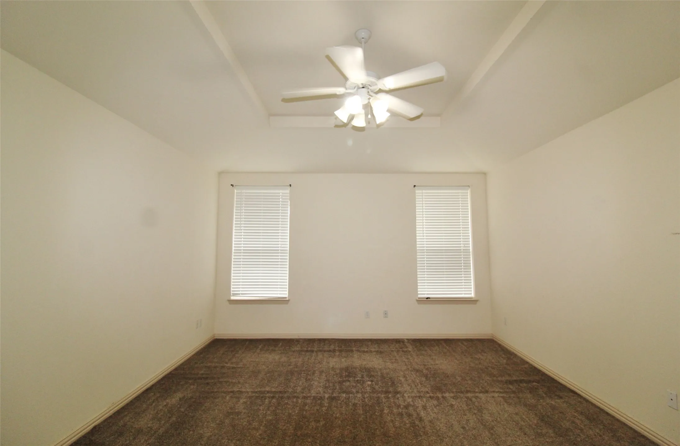 Single Family Residence For Rent in Ellis County , 6218 Bentwood Drive, Midlothian, Texas 76065, 4 Bedroom, 2 Bathroom, 2 Garage spaces, 1,860 Sqft, built in 2002, mls#21380790, Real Estate Agent in Midlothian, Homes For Rent in Ellis county, Homes For Rent in Midlothian, Realtor in Midlothian Texas, Real Estate Brokerage Independent Realty Texas, Luminita Cordes Realtor