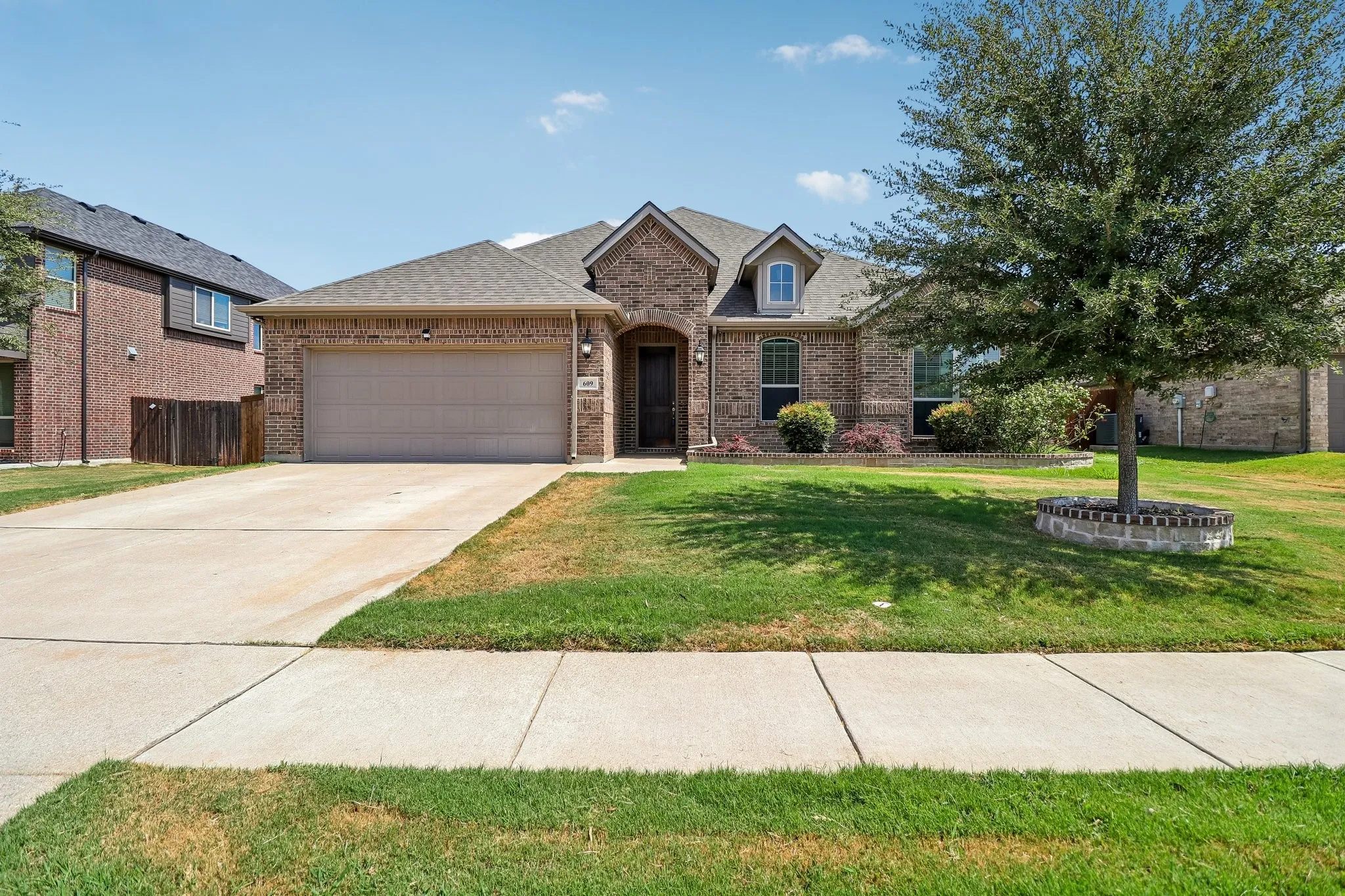 Single Family Residence For Sale in Tarrant County , 609 Richard Street, Crowley, Texas 76036, 4 Bedroom, 2 Bathroom, 2 Garage spaces, 2,357 Sqft, built in 2019, mls#21377370, Real Estate Agent in Crowley, Homes For Sale in Tarrant county, Homes For Sale in Crowley, Realtor in Crowley Texas, Real Estate Brokerage Independent Realty Texas, Luminita Cordes Realtor