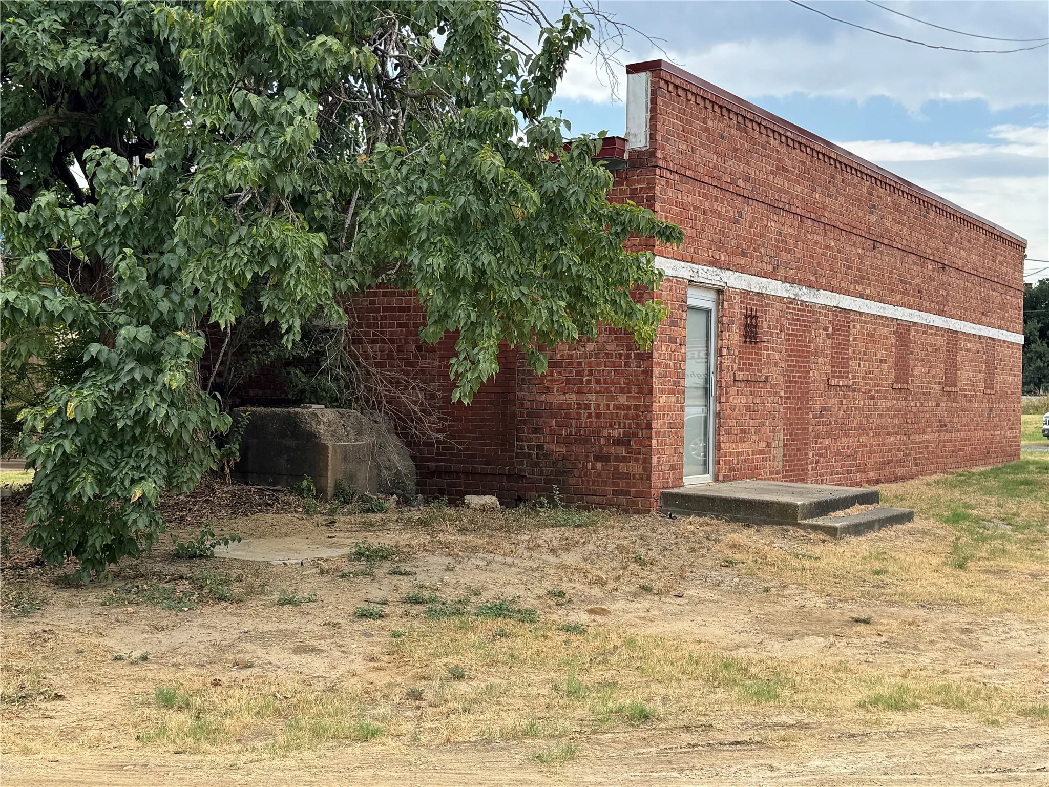 Business For Sale in Palo Pinto County , 201 E Crockett Street, Gordon, Texas 76066, 0, 0, Garage spaces, 0 Sqft, built in 1900, mls#21372748, Real Estate Agent in Gordon, Homes For Sale in Palo Pinto county, Homes For Sale in Gordon, Realtor in Gordon Texas, Real Estate Brokerage Independent Realty Texas, Luminita Cordes Realtor