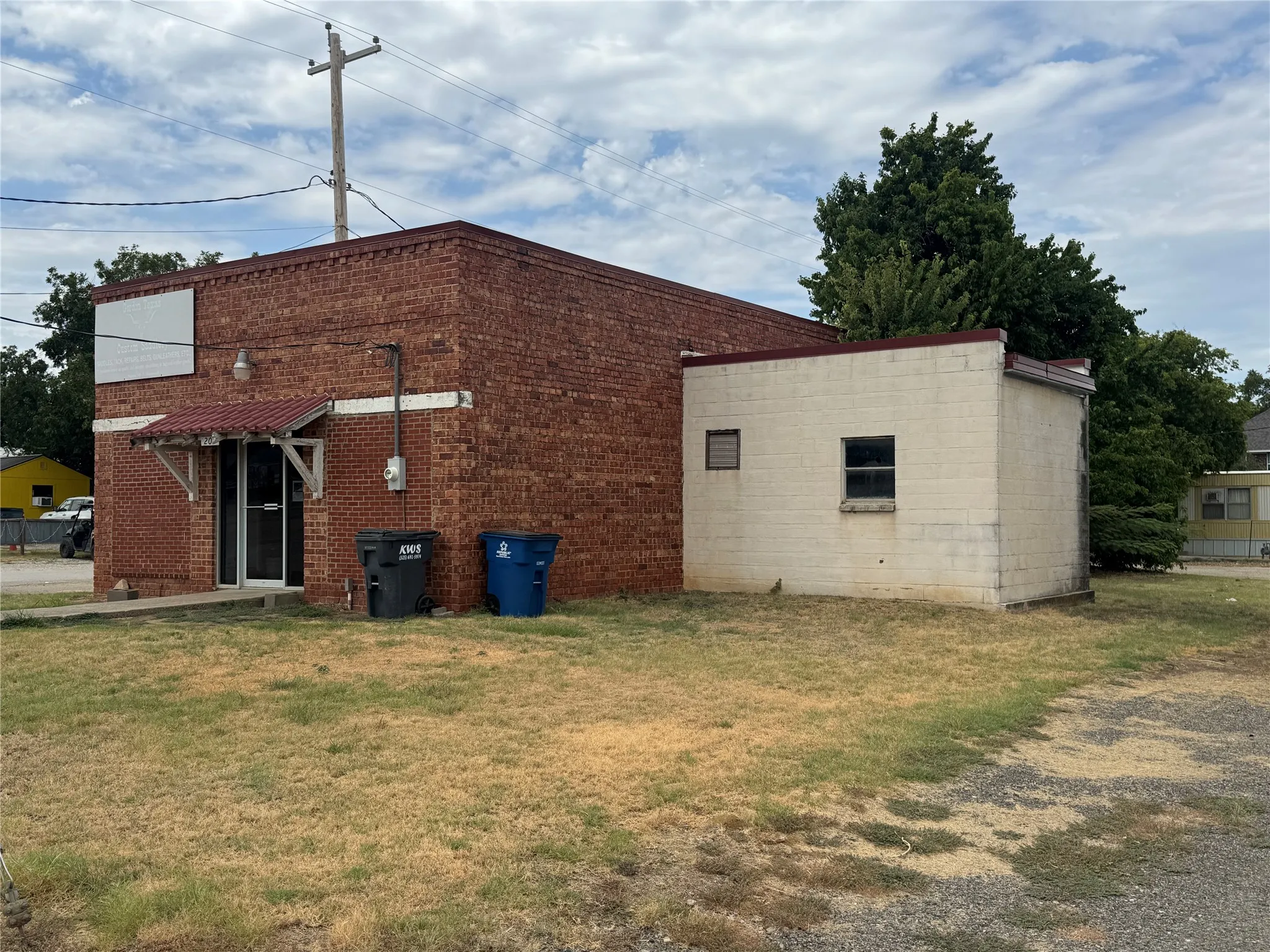 Business For Sale in Palo Pinto County , 201 E Crockett Street, Gordon, Texas 76066, 0, 0, Garage spaces, 0 Sqft, built in 1900, mls#21372748, Real Estate Agent in Gordon, Homes For Sale in Palo Pinto county, Homes For Sale in Gordon, Realtor in Gordon Texas, Real Estate Brokerage Independent Realty Texas, Luminita Cordes Realtor