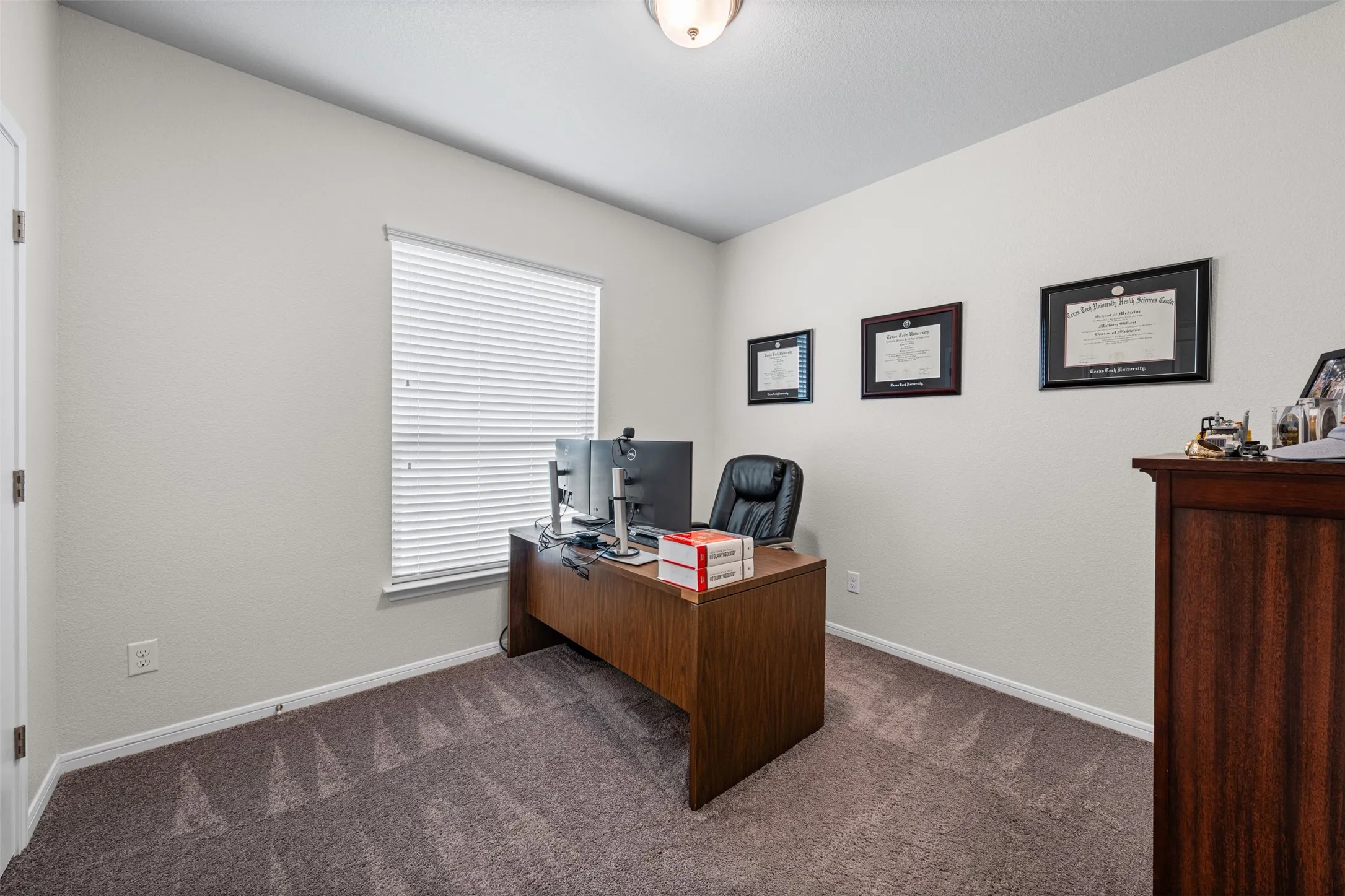 Single Family Residence For Sale in Bell County , 815 Cross Drive, Temple, Texas 76502, 4 Bedroom, 2 Bathroom, 2 Garage spaces, 1,866 Sqft, built in 2018, mls#21380706, Real Estate Agent in Temple, Homes For Sale in Bell county, Homes For Sale in Temple, Realtor in Temple Texas, Real Estate Brokerage Independent Realty Texas, Luminita Cordes Realtor
