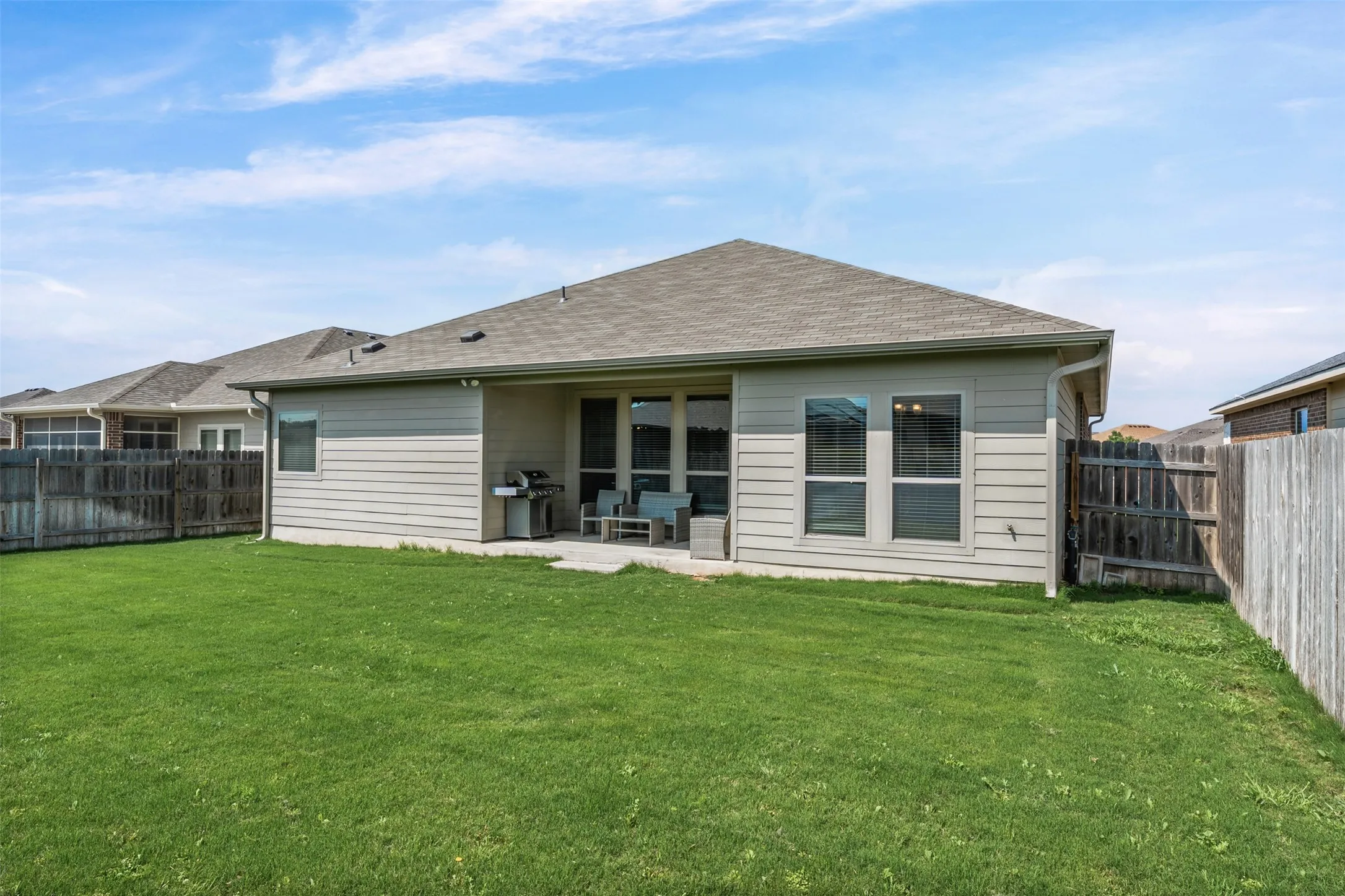 Single Family Residence For Sale in Bell County , 815 Cross Drive, Temple, Texas 76502, 4 Bedroom, 2 Bathroom, 2 Garage spaces, 1,866 Sqft, built in 2018, mls#21380706, Real Estate Agent in Temple, Homes For Sale in Bell county, Homes For Sale in Temple, Realtor in Temple Texas, Real Estate Brokerage Independent Realty Texas, Luminita Cordes Realtor