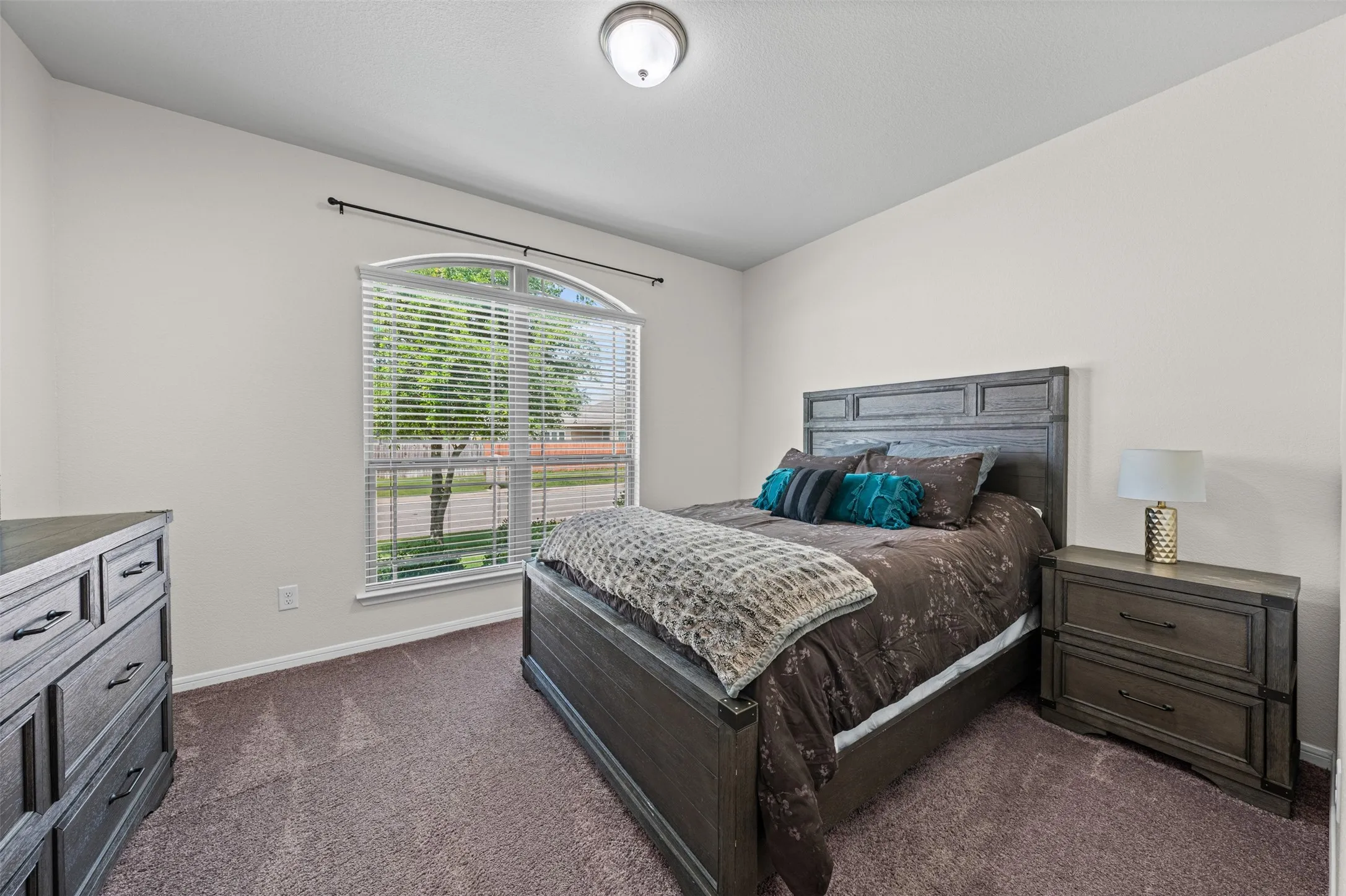 Single Family Residence For Sale in Bell County , 815 Cross Drive, Temple, Texas 76502, 4 Bedroom, 2 Bathroom, 2 Garage spaces, 1,866 Sqft, built in 2018, mls#21380706, Real Estate Agent in Temple, Homes For Sale in Bell county, Homes For Sale in Temple, Realtor in Temple Texas, Real Estate Brokerage Independent Realty Texas, Luminita Cordes Realtor