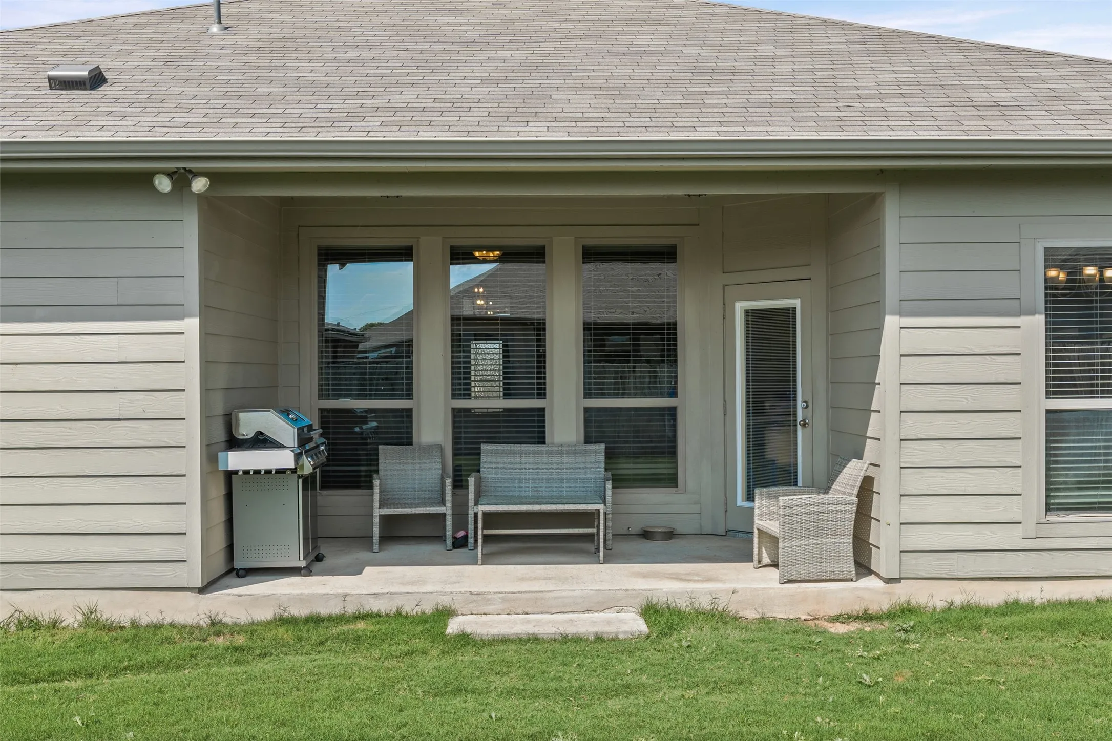 Single Family Residence For Sale in Bell County , 815 Cross Drive, Temple, Texas 76502, 4 Bedroom, 2 Bathroom, 2 Garage spaces, 1,866 Sqft, built in 2018, mls#21380706, Real Estate Agent in Temple, Homes For Sale in Bell county, Homes For Sale in Temple, Realtor in Temple Texas, Real Estate Brokerage Independent Realty Texas, Luminita Cordes Realtor