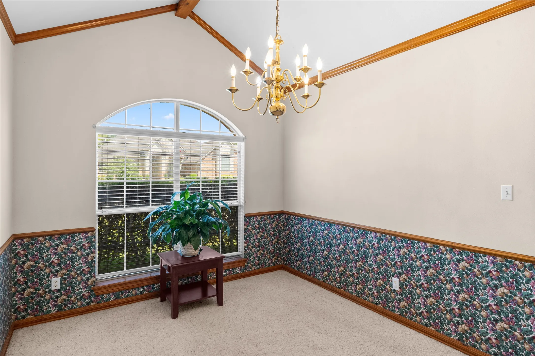 Single Family Residence For Sale in Hopkins County , 500 Kelli Circle, Sulphur Springs, Texas 75482, 3 Bedroom, 2 Bathroom, 2 Garage spaces, 2,136 Sqft, built in 1997, mls#21380519, Real Estate Agent in Sulphur Springs, Homes For Sale in Hopkins county, Homes For Sale in Sulphur Springs, Realtor in Sulphur Springs Texas, Real Estate Brokerage Independent Realty Texas, Luminita Cordes Realtor