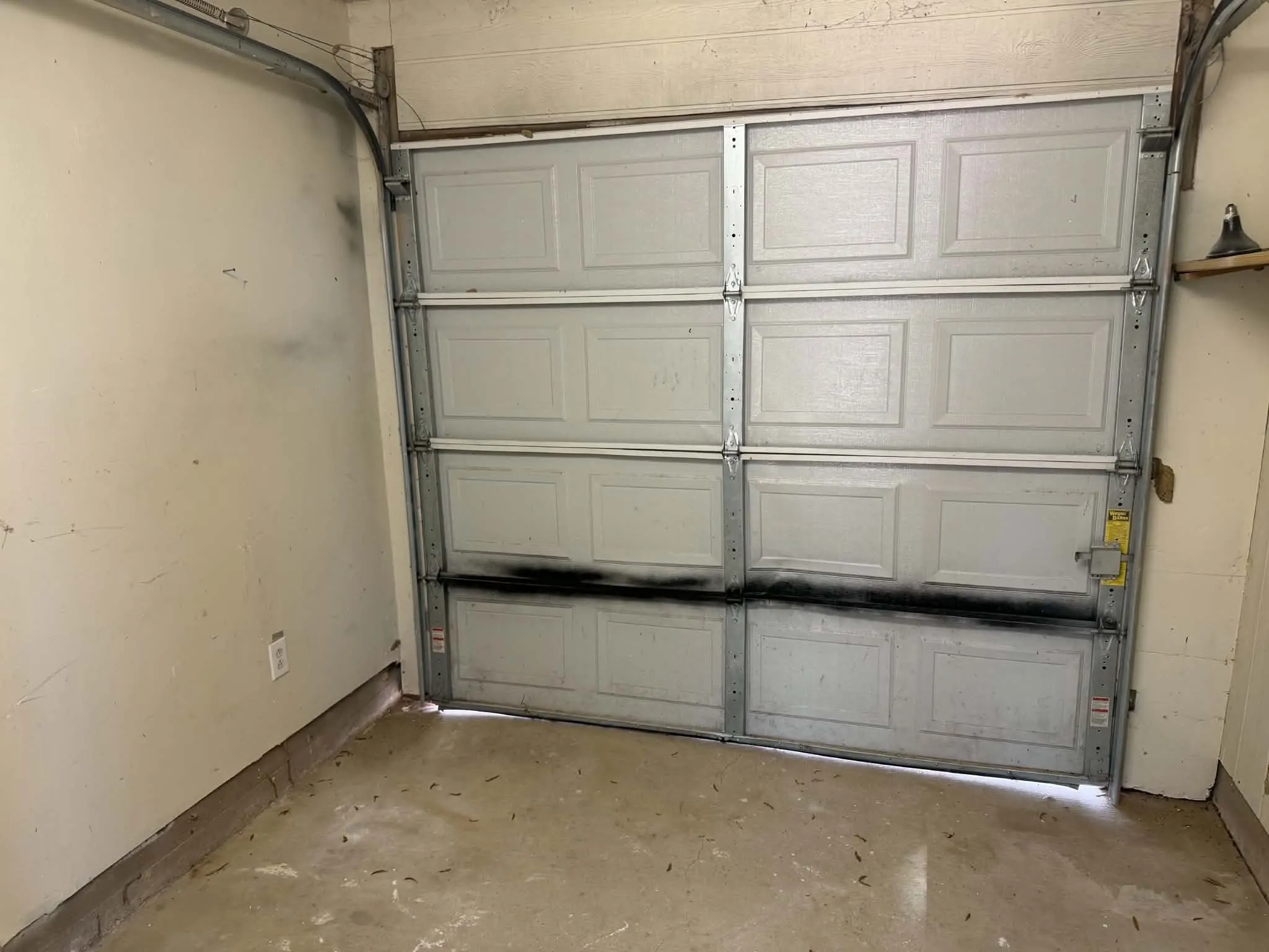 Single Family Residence For Sale in Henderson County , 228 Skiff Drive, Gun Barrel City, Texas 75156, 3 Bedroom, 2 Bathroom, Garage spaces, 1,068 Sqft, built in 1999, mls#21380829, Real Estate Agent in Gun Barrel City, Homes For Sale in Henderson county, Homes For Sale in Gun Barrel City, Realtor in Gun Barrel City Texas, Real Estate Brokerage Independent Realty Texas, Luminita Cordes Realtor