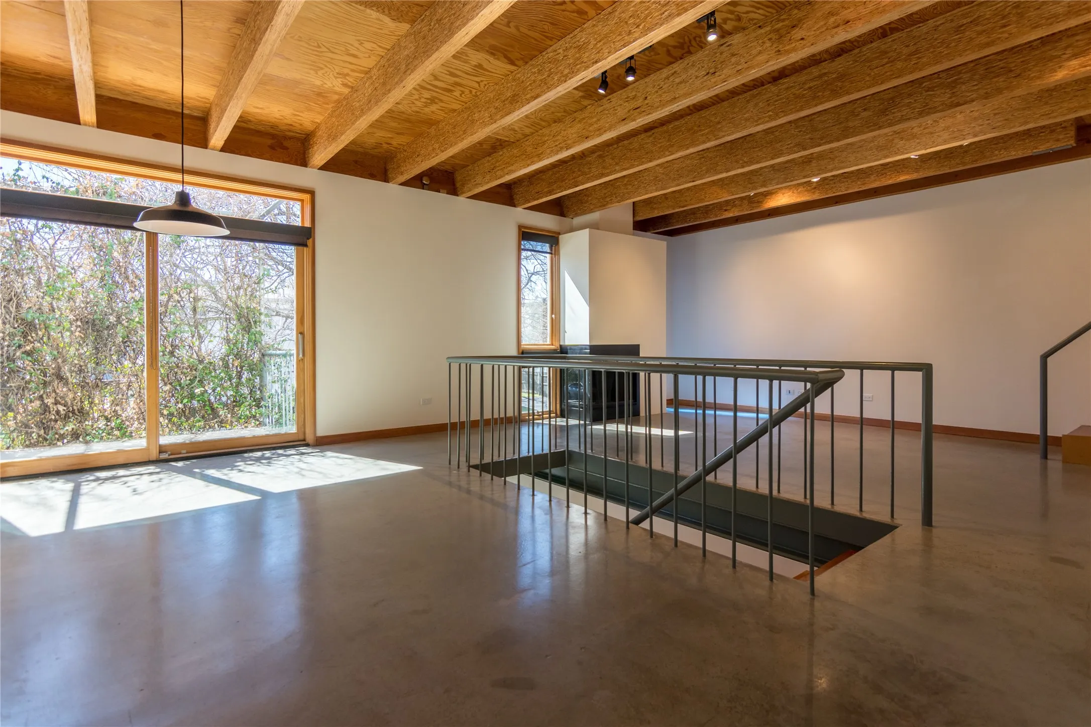 Condominium For Rent in Dallas County , 4401 Travis Street 1, Dallas, Texas 75205, 2 Bedroom, 3 Bathroom, 2 Garage spaces, 1,568 Sqft, built in 1994, mls#21380663, Real Estate Agent in Dallas, Homes For Rent in Dallas county, Homes For Rent in Dallas, Realtor in Dallas Texas, Real Estate Brokerage Independent Realty Texas, Luminita Cordes Realtor