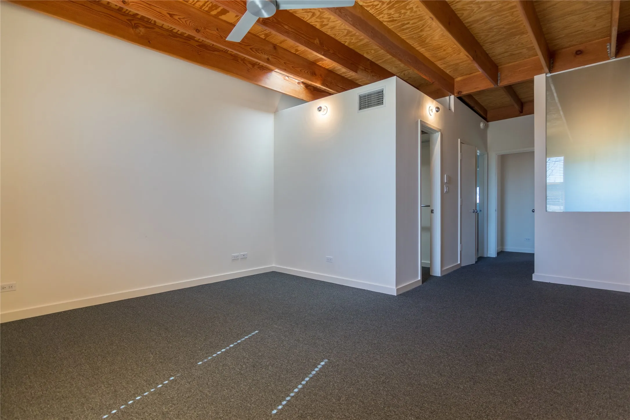 Condominium For Rent in Dallas County , 4401 Travis Street 1, Dallas, Texas 75205, 2 Bedroom, 3 Bathroom, 2 Garage spaces, 1,568 Sqft, built in 1994, mls#21380663, Real Estate Agent in Dallas, Homes For Rent in Dallas county, Homes For Rent in Dallas, Realtor in Dallas Texas, Real Estate Brokerage Independent Realty Texas, Luminita Cordes Realtor