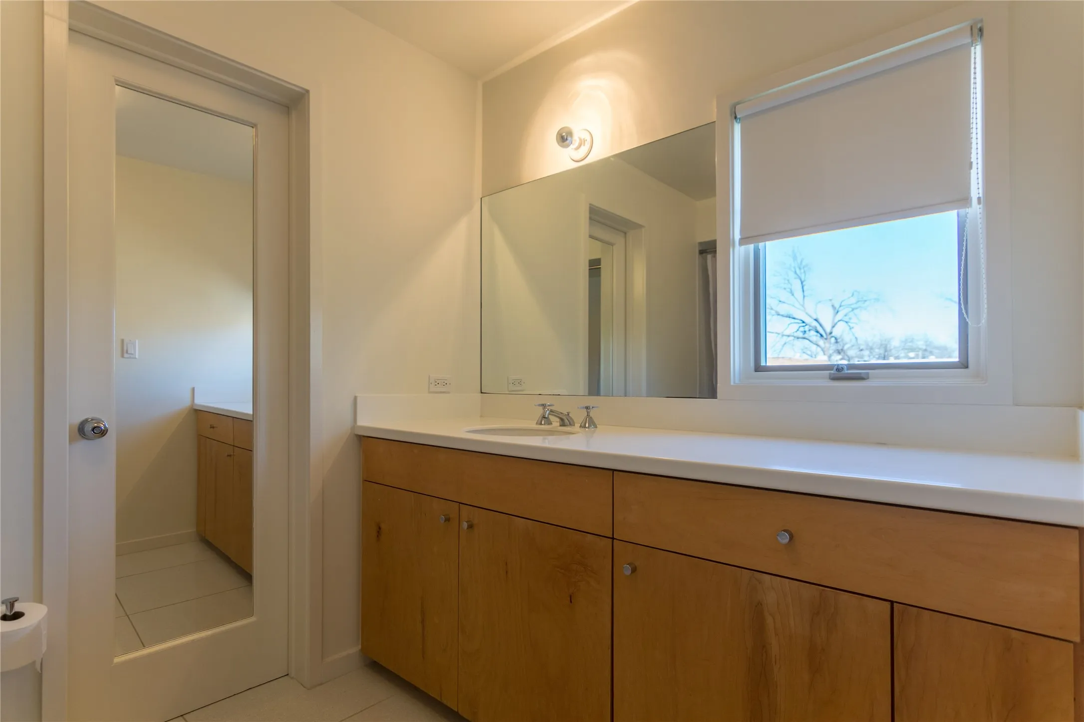 Condominium For Rent in Dallas County , 4401 Travis Street 1, Dallas, Texas 75205, 2 Bedroom, 3 Bathroom, 2 Garage spaces, 1,568 Sqft, built in 1994, mls#21380663, Real Estate Agent in Dallas, Homes For Rent in Dallas county, Homes For Rent in Dallas, Realtor in Dallas Texas, Real Estate Brokerage Independent Realty Texas, Luminita Cordes Realtor