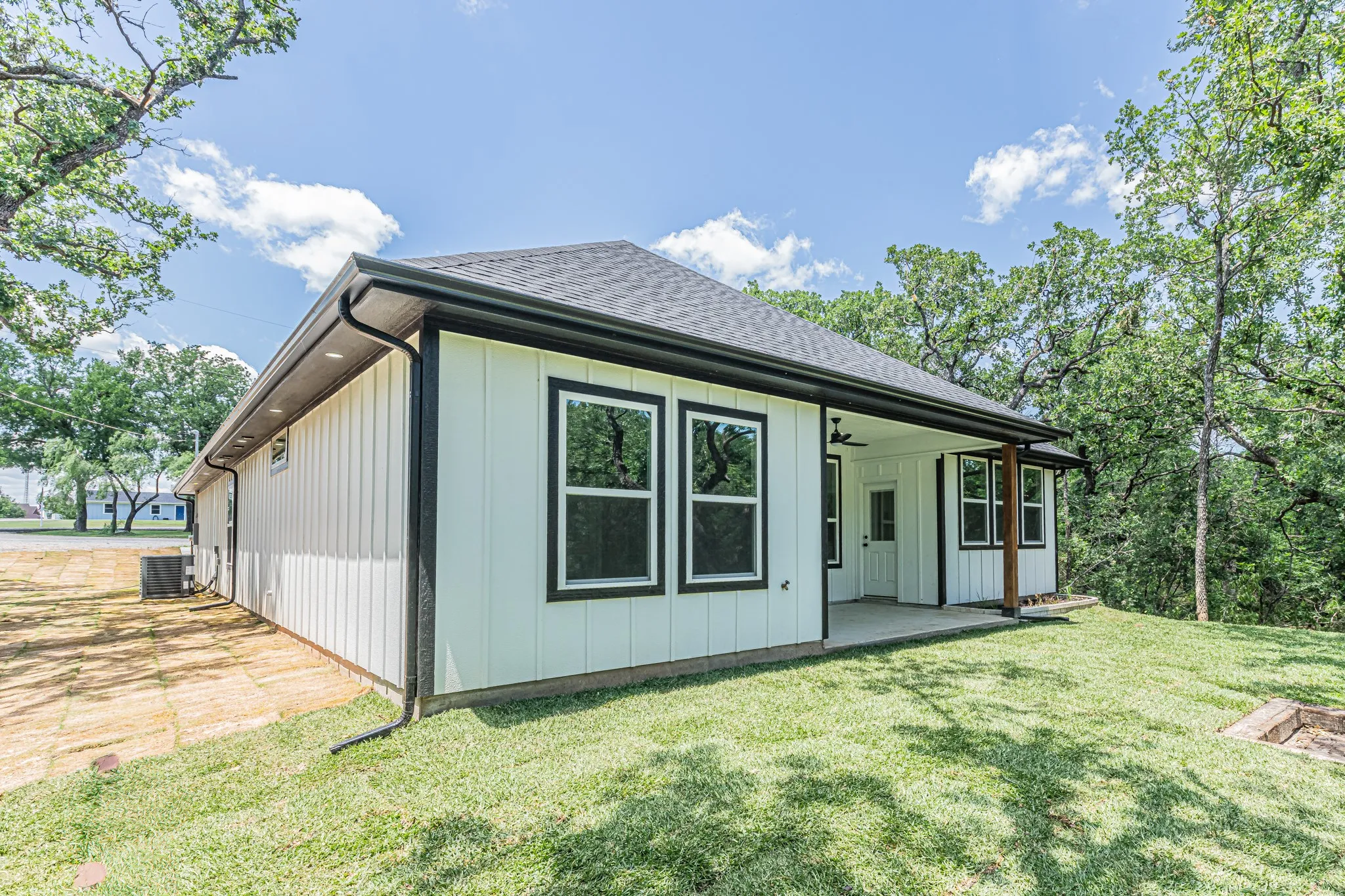 Single Family Residence For Sale in Wise County , 109 Gordons Circle, Runaway Bay, Texas 76426, 4 Bedroom, 3 Bathroom, 2 Garage spaces, 1,973 Sqft, built in 2026, mls#21380833, Real Estate Agent in Runaway Bay, Homes For Sale in Wise county, Homes For Sale in Runaway Bay, Realtor in Runaway Bay Texas, Real Estate Brokerage Independent Realty Texas, Luminita Cordes Realtor
