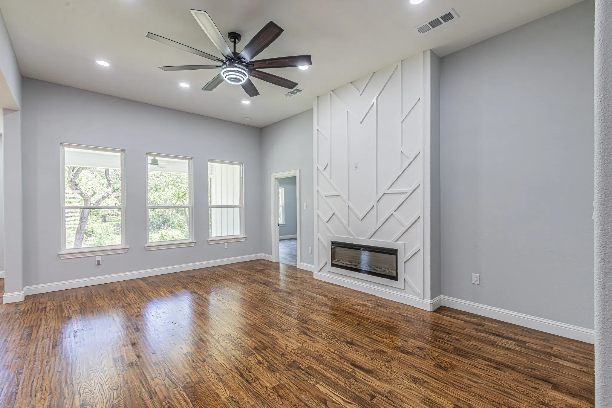 Single Family Residence For Sale in Wise County , 109 Gordons Circle, Runaway Bay, Texas 76426, 4 Bedroom, 3 Bathroom, 2 Garage spaces, 1,973 Sqft, built in 2026, mls#21380833, Real Estate Agent in Runaway Bay, Homes For Sale in Wise county, Homes For Sale in Runaway Bay, Realtor in Runaway Bay Texas, Real Estate Brokerage Independent Realty Texas, Luminita Cordes Realtor