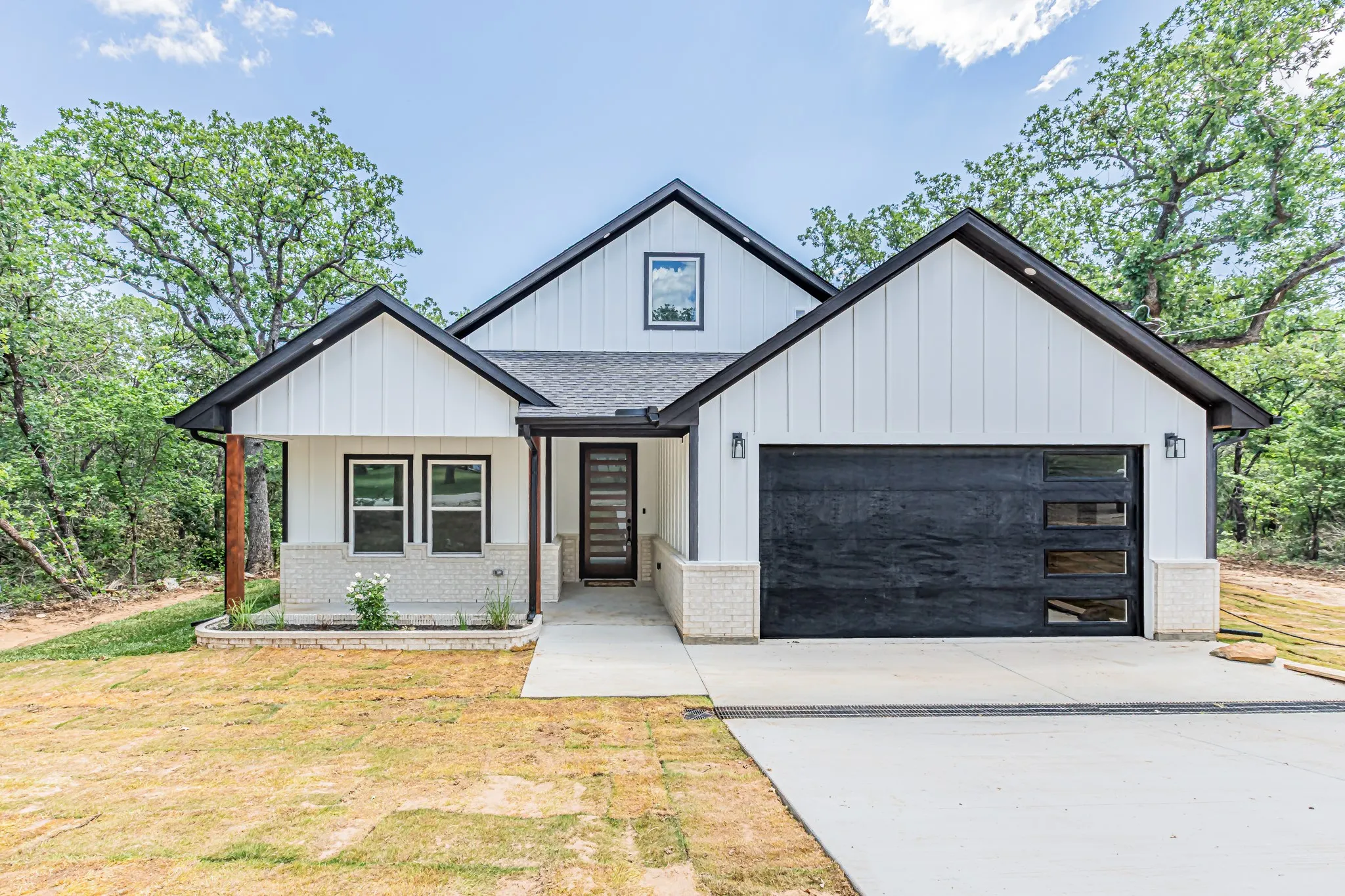 Single Family Residence For Sale in Wise County , 109 Gordons Circle, Runaway Bay, Texas 76426, 4 Bedroom, 3 Bathroom, 2 Garage spaces, 1,973 Sqft, built in 2026, mls#21380833, Real Estate Agent in Runaway Bay, Homes For Sale in Wise county, Homes For Sale in Runaway Bay, Realtor in Runaway Bay Texas, Real Estate Brokerage Independent Realty Texas, Luminita Cordes Realtor