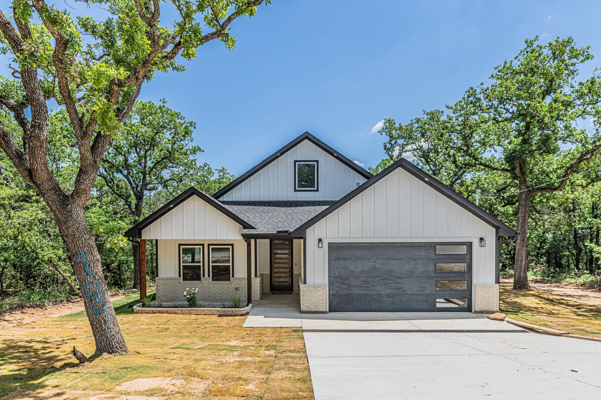 Single Family Residence For Sale in Wise County , 109 Gordons Circle, Runaway Bay, Texas 76426, 4 Bedroom, 3 Bathroom, 2 Garage spaces, 1,973 Sqft, built in 2026, mls#21380833, Real Estate Agent in Runaway Bay, Homes For Sale in Wise county, Homes For Sale in Runaway Bay, Realtor in Runaway Bay Texas, Real Estate Brokerage Independent Realty Texas, Luminita Cordes Realtor