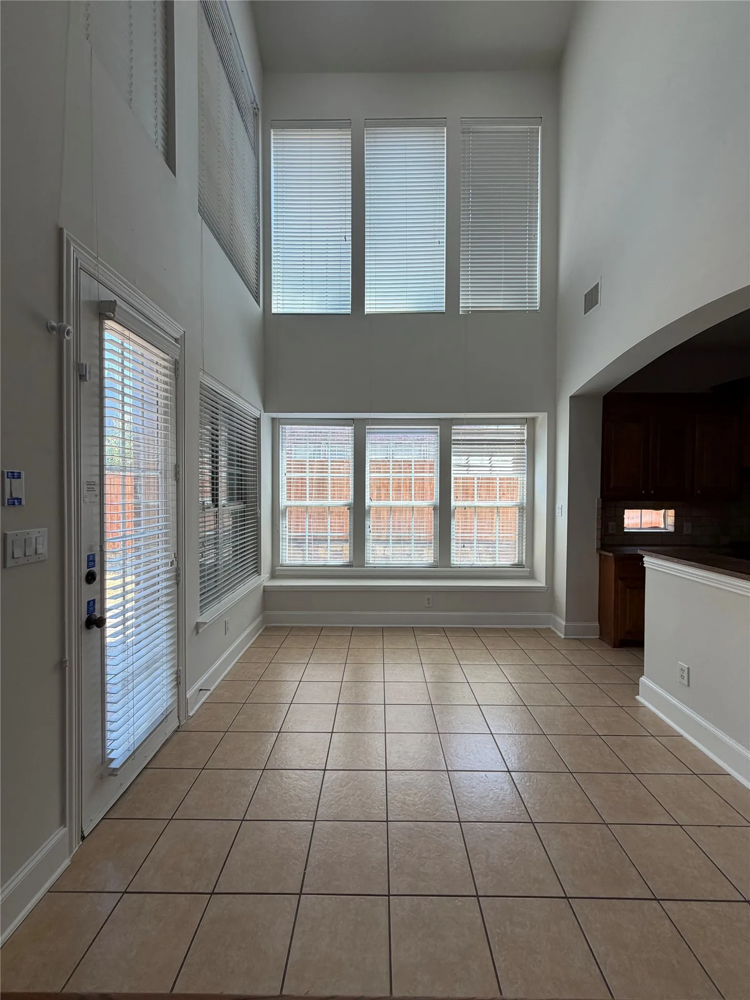 Single Family Residence For Sale in Collin County , 3228 Tearose Drive, Richardson, Texas 75082, 5 Bedroom, 4 Bathroom, 2 Garage spaces, 3,390 Sqft, built in 2002, mls#21380831, Real Estate Agent in Richardson, Homes For Sale in Collin county, Homes For Sale in Richardson, Realtor in Richardson Texas, Real Estate Brokerage Independent Realty Texas, Luminita Cordes Realtor