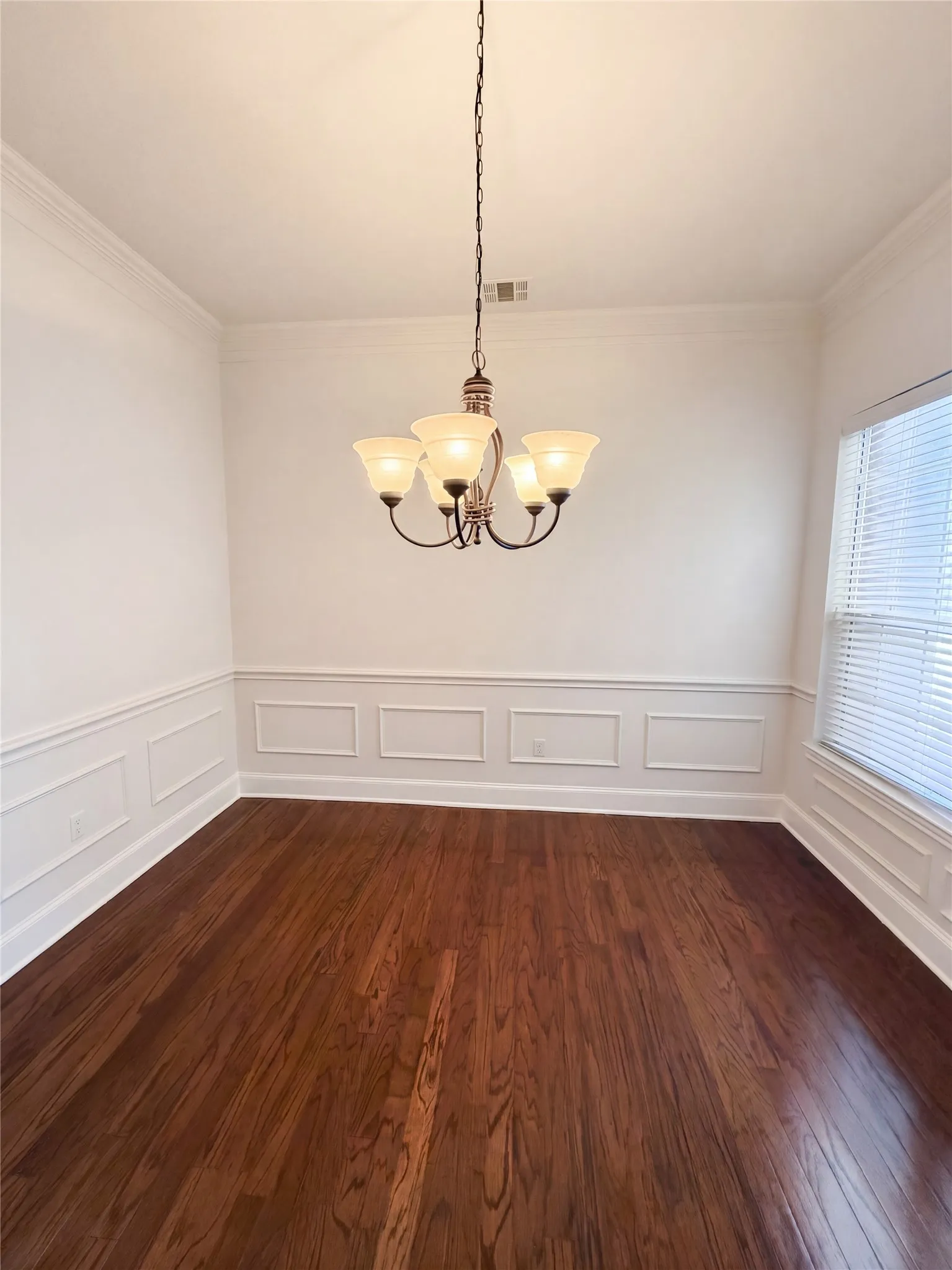 Single Family Residence For Sale in Collin County , 3228 Tearose Drive, Richardson, Texas 75082, 5 Bedroom, 4 Bathroom, 2 Garage spaces, 3,390 Sqft, built in 2002, mls#21380831, Real Estate Agent in Richardson, Homes For Sale in Collin county, Homes For Sale in Richardson, Realtor in Richardson Texas, Real Estate Brokerage Independent Realty Texas, Luminita Cordes Realtor