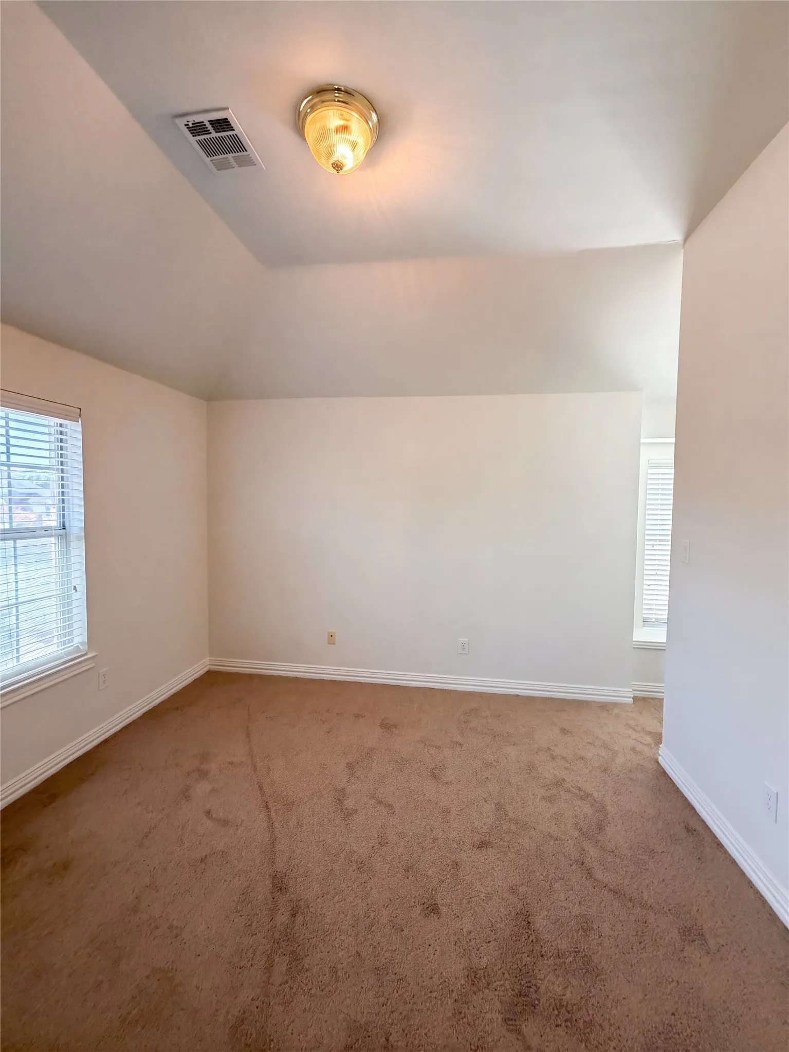Single Family Residence For Sale in Collin County , 3228 Tearose Drive, Richardson, Texas 75082, 5 Bedroom, 4 Bathroom, 2 Garage spaces, 3,390 Sqft, built in 2002, mls#21380831, Real Estate Agent in Richardson, Homes For Sale in Collin county, Homes For Sale in Richardson, Realtor in Richardson Texas, Real Estate Brokerage Independent Realty Texas, Luminita Cordes Realtor