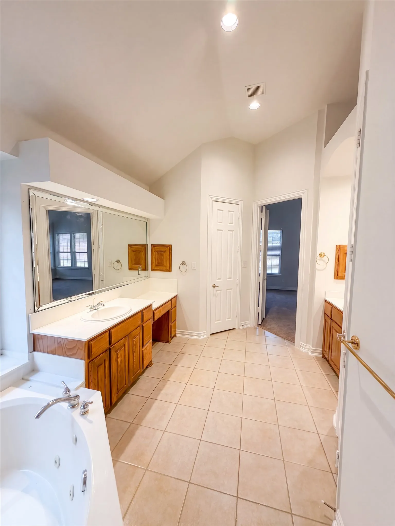 Single Family Residence For Sale in Collin County , 3228 Tearose Drive, Richardson, Texas 75082, 5 Bedroom, 4 Bathroom, 2 Garage spaces, 3,390 Sqft, built in 2002, mls#21380831, Real Estate Agent in Richardson, Homes For Sale in Collin county, Homes For Sale in Richardson, Realtor in Richardson Texas, Real Estate Brokerage Independent Realty Texas, Luminita Cordes Realtor
