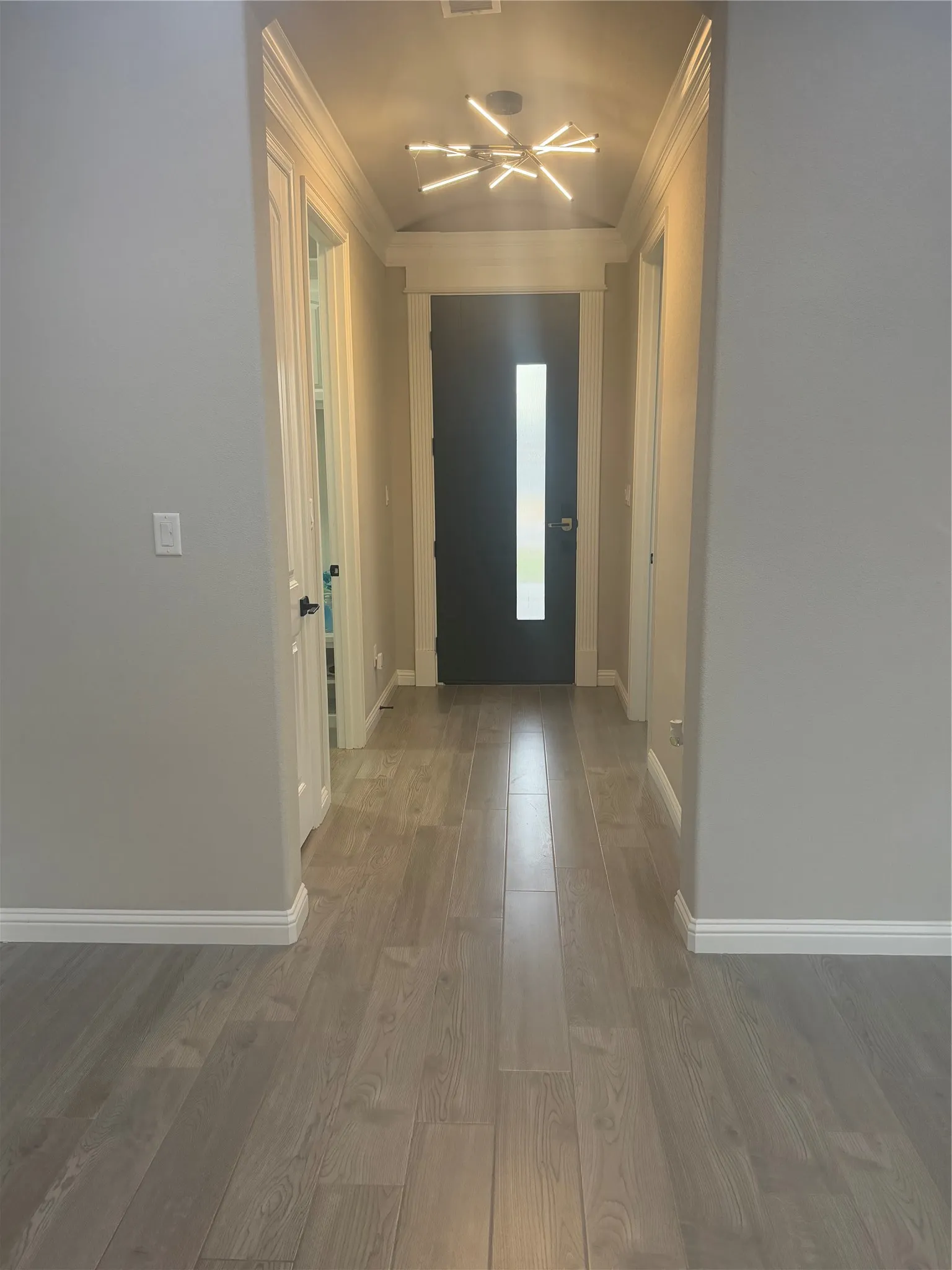 Single Family Residence For Rent in Hood County , 4005 Gallivant Drive, Granbury, Texas 76049, 4 Bedroom, 2 Bathroom, 2 Garage spaces, 2,026 Sqft, built in 2022, mls#21380761, Real Estate Agent in Granbury, Homes For Rent in Hood county, Homes For Rent in Granbury, Realtor in Granbury Texas, Real Estate Brokerage Independent Realty Texas, Luminita Cordes Realtor