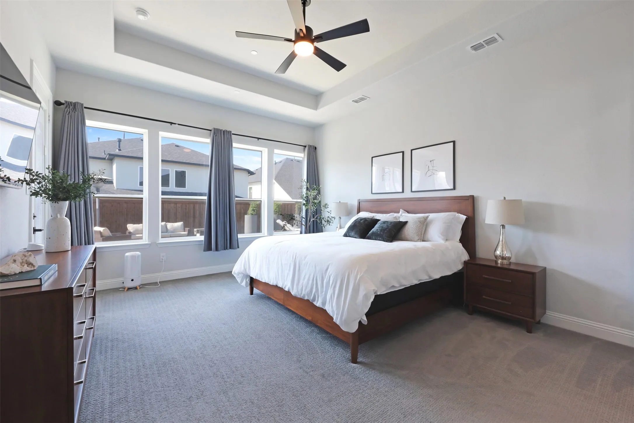 Single Family Residence For Sale in Denton County , 3101 Sherlock Lane, Copper Canyon, Texas 75077, 5 Bedroom, 6 Bathroom, 3 Garage spaces, 4,421 Sqft, built in 2023, mls#21371599, Real Estate Agent in Copper Canyon, Homes For Sale in Denton county, Homes For Sale in Copper Canyon, Realtor in Copper Canyon Texas, Real Estate Brokerage Independent Realty Texas, Luminita Cordes Realtor