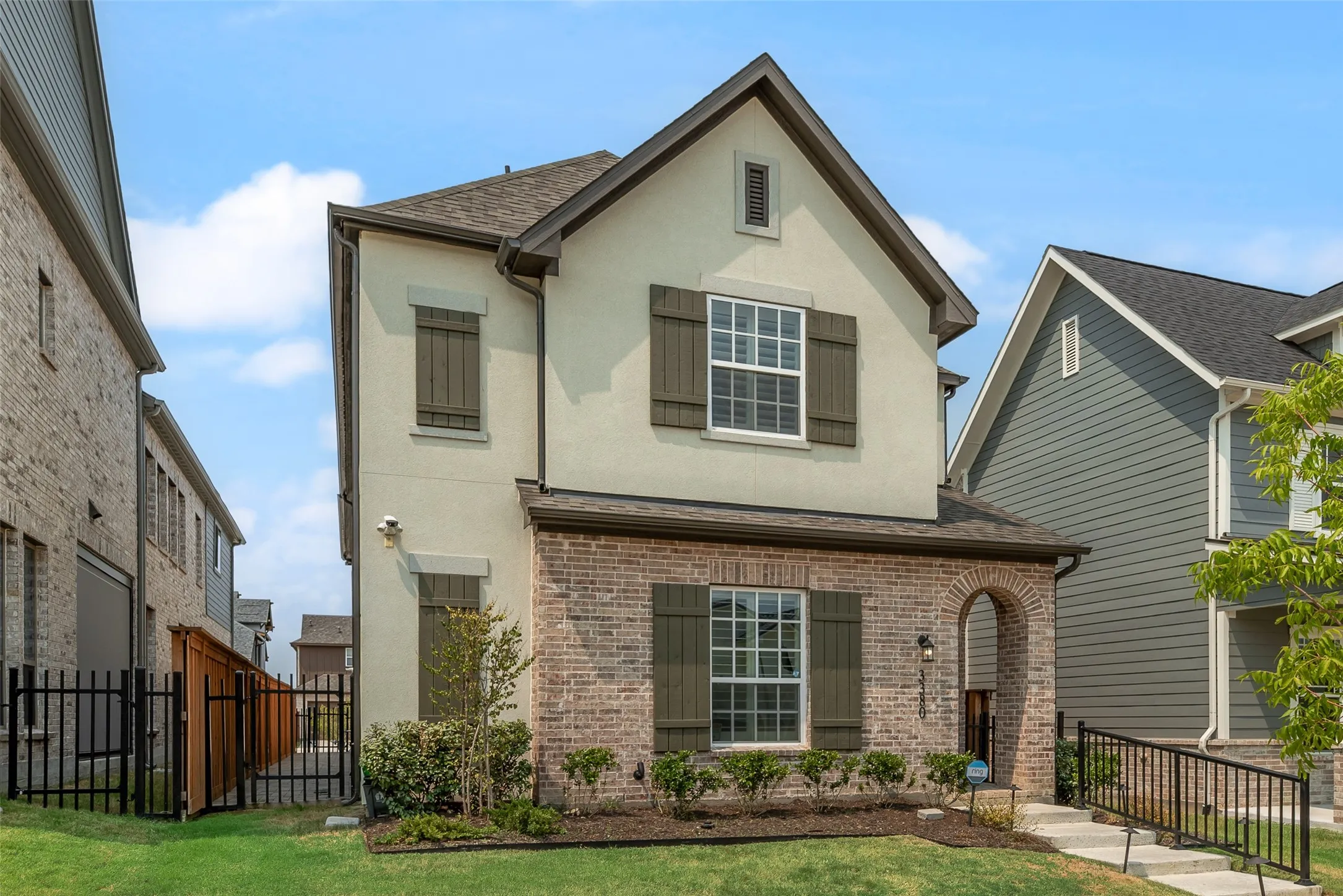 Single Family Residence For Sale in Denton County , 3380 Betony Street, Frisco, Texas 75033, 3 Bedroom, 4 Bathroom, 2 Garage spaces, 2,483 Sqft, built in 2024, mls#21380857, Real Estate Agent in Frisco, Homes For Sale in Denton county, Homes For Sale in Frisco, Realtor in Frisco Texas, Real Estate Brokerage Independent Realty Texas, Luminita Cordes Realtor