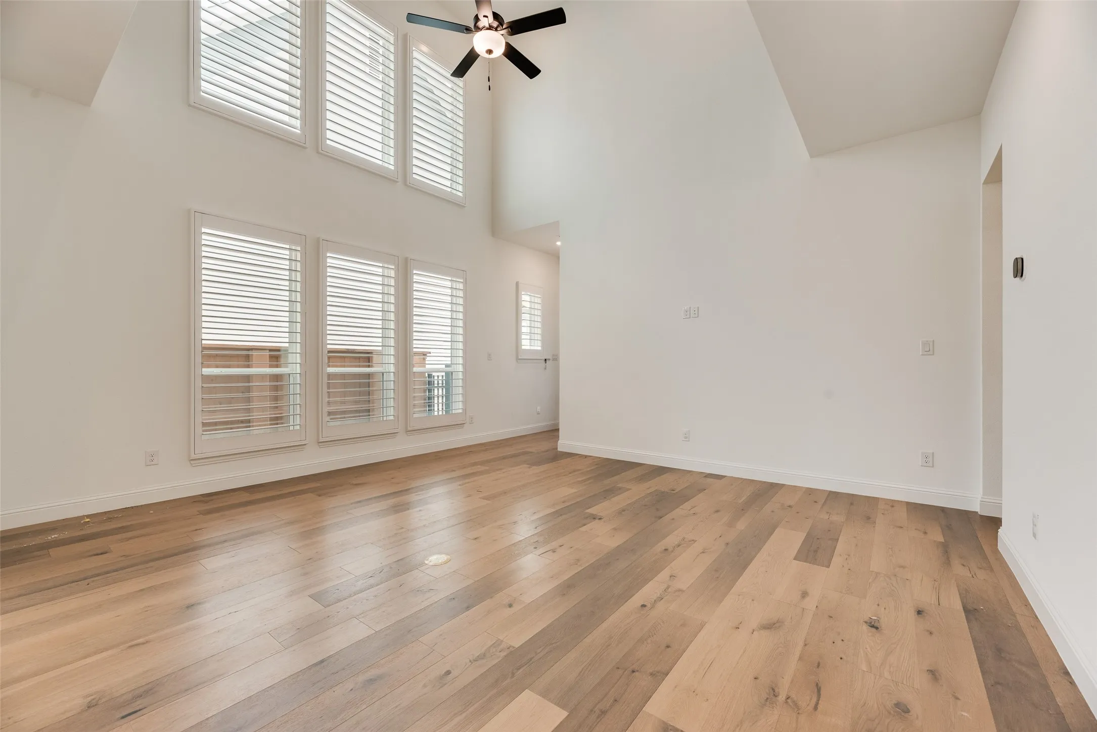 Single Family Residence For Sale in Denton County , 3380 Betony Street, Frisco, Texas 75033, 3 Bedroom, 4 Bathroom, 2 Garage spaces, 2,483 Sqft, built in 2024, mls#21380857, Real Estate Agent in Frisco, Homes For Sale in Denton county, Homes For Sale in Frisco, Realtor in Frisco Texas, Real Estate Brokerage Independent Realty Texas, Luminita Cordes Realtor