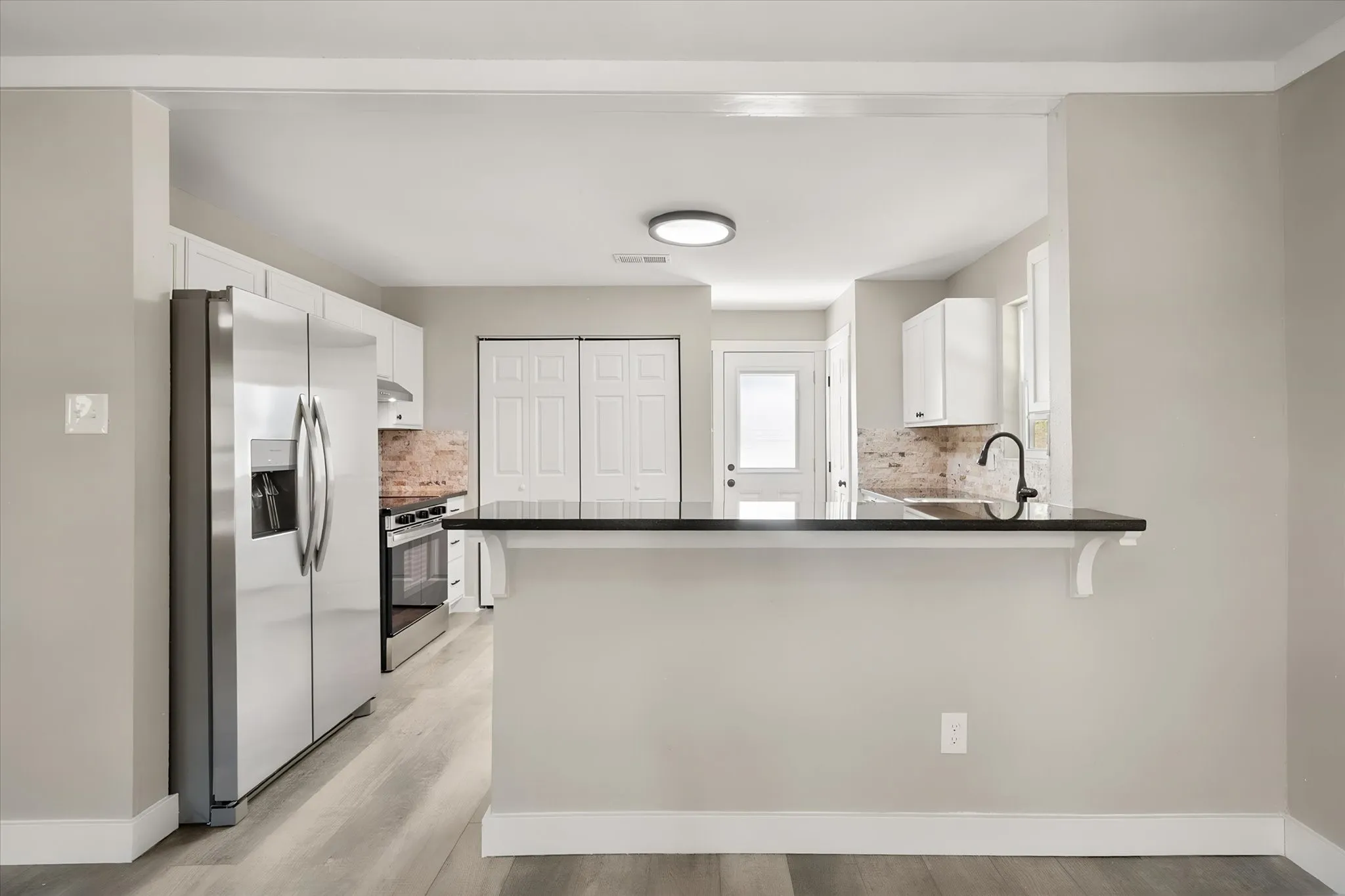 Single Family Residence For Sale in Navarro County , 316 County Road 3048a, Corsicana, Texas 75109, 3 Bedroom, 2 Bathroom, Garage spaces, 1,080 Sqft, built in 1999, mls#21377603, Real Estate Agent in Corsicana, Homes For Sale in Navarro county, Homes For Sale in Corsicana, Realtor in Corsicana Texas, Real Estate Brokerage Independent Realty Texas, Luminita Cordes Realtor