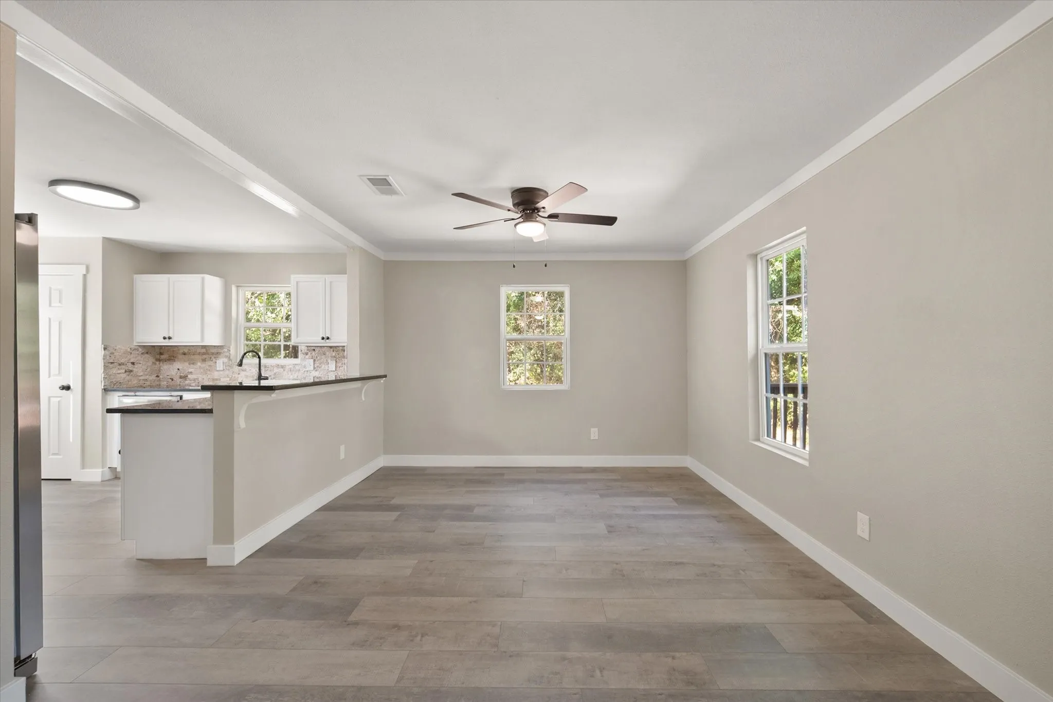 Single Family Residence For Sale in Navarro County , 316 County Road 3048a, Corsicana, Texas 75109, 3 Bedroom, 2 Bathroom, Garage spaces, 1,080 Sqft, built in 1999, mls#21377603, Real Estate Agent in Corsicana, Homes For Sale in Navarro county, Homes For Sale in Corsicana, Realtor in Corsicana Texas, Real Estate Brokerage Independent Realty Texas, Luminita Cordes Realtor