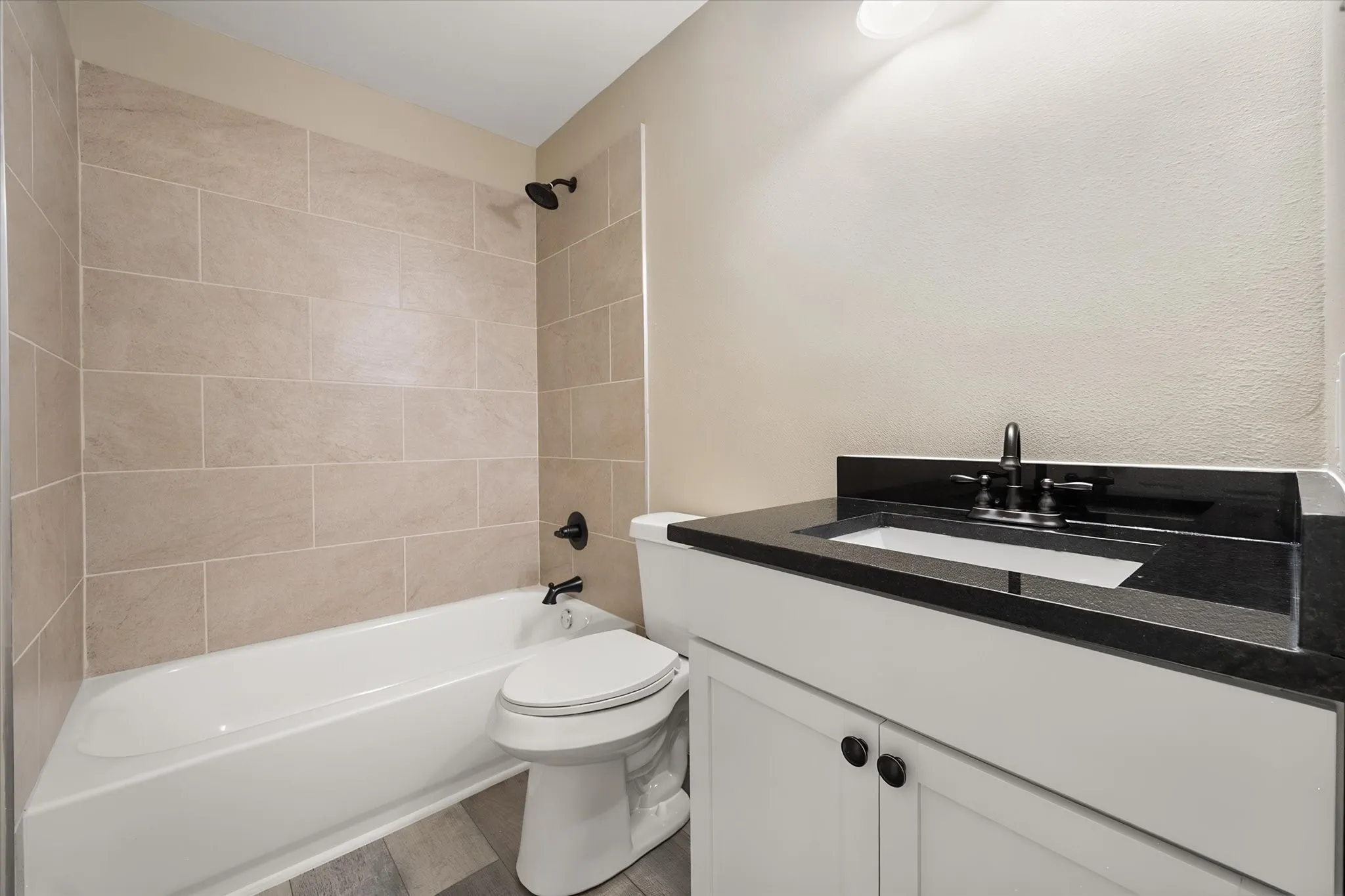 Single Family Residence For Sale in Navarro County , 316 County Road 3048a, Corsicana, Texas 75109, 3 Bedroom, 2 Bathroom, Garage spaces, 1,080 Sqft, built in 1999, mls#21377603, Real Estate Agent in Corsicana, Homes For Sale in Navarro county, Homes For Sale in Corsicana, Realtor in Corsicana Texas, Real Estate Brokerage Independent Realty Texas, Luminita Cordes Realtor
