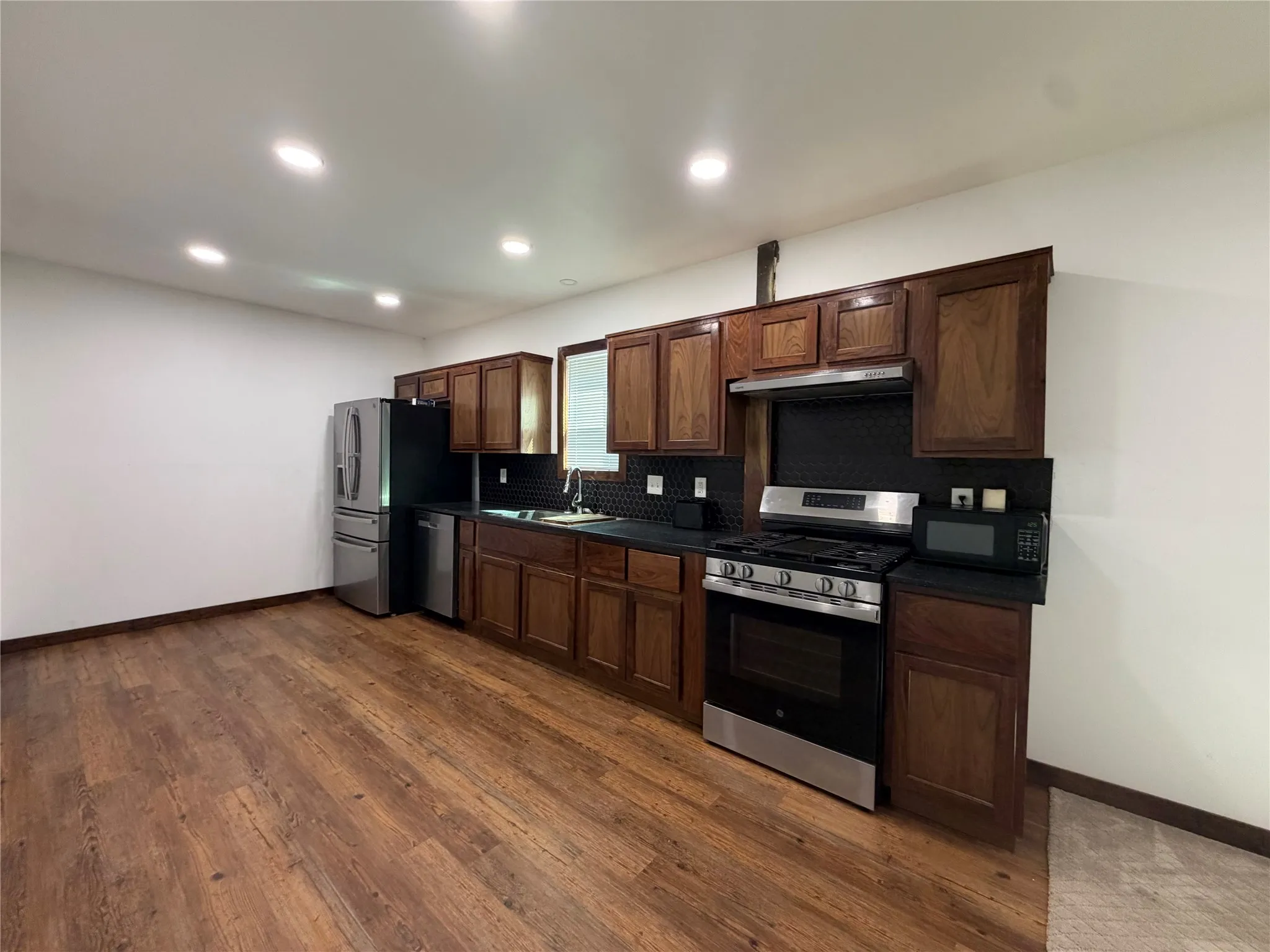Single Family Residence For Sale in Lamar County , 1368 County Road 45080, Powderly, Texas 75473, 1 Bedroom, 1 Bathroom, 2 Garage spaces, 800 Sqft, built in 2025, mls#21377025, Real Estate Agent in Powderly, Homes For Sale in Lamar county, Homes For Sale in Powderly, Realtor in Powderly Texas, Real Estate Brokerage Independent Realty Texas, Luminita Cordes Realtor