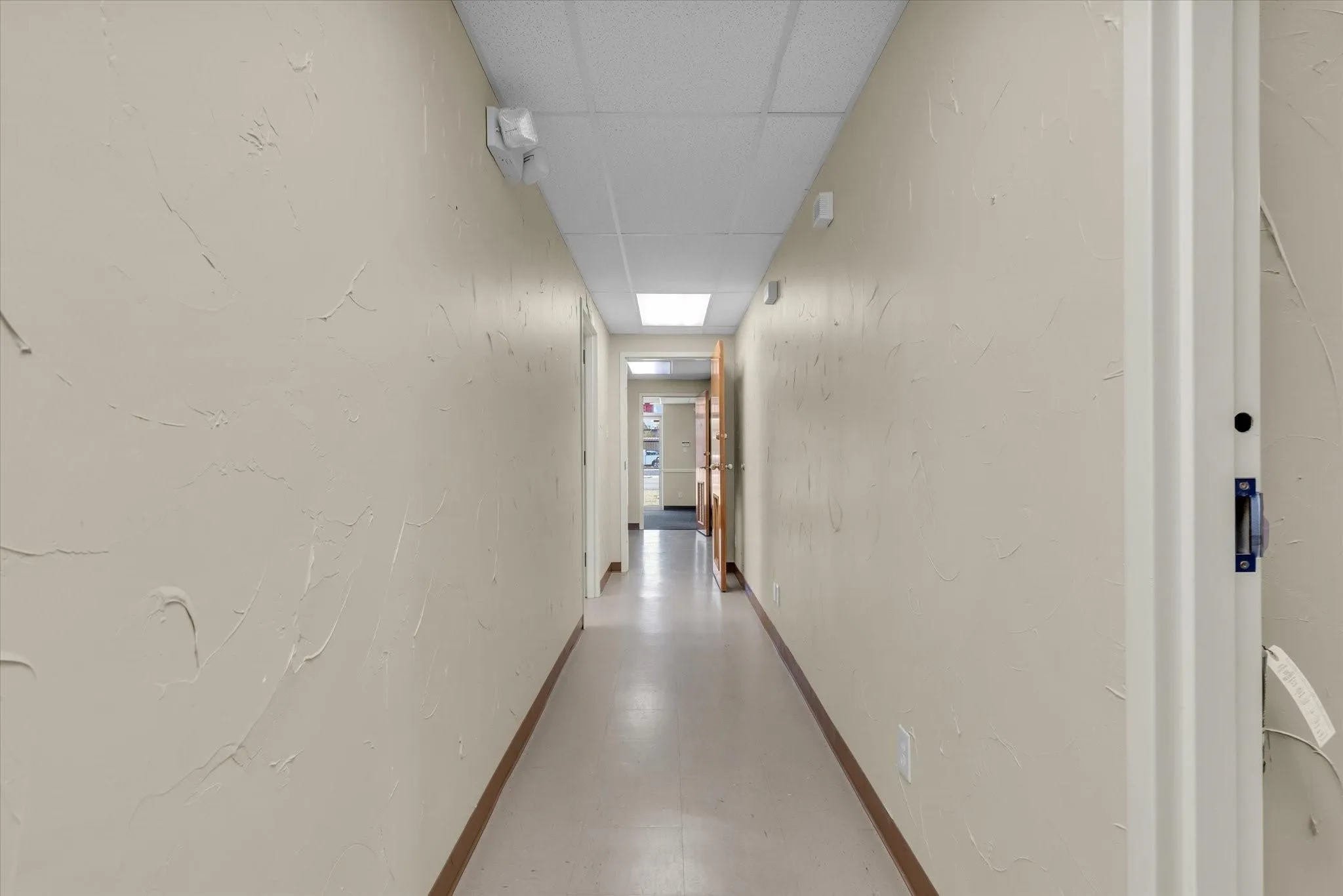Office For Sale in Mc Lennan County , 1311 N New Road B, Waco, Texas 76710, 0, 0, Garage spaces, 0 Sqft, built in 1981, mls#21380861, Real Estate Agent in Waco, Homes For Sale in Mc Lennan county, Homes For Sale in Waco, Realtor in Waco Texas, Real Estate Brokerage Independent Realty Texas, Luminita Cordes Realtor