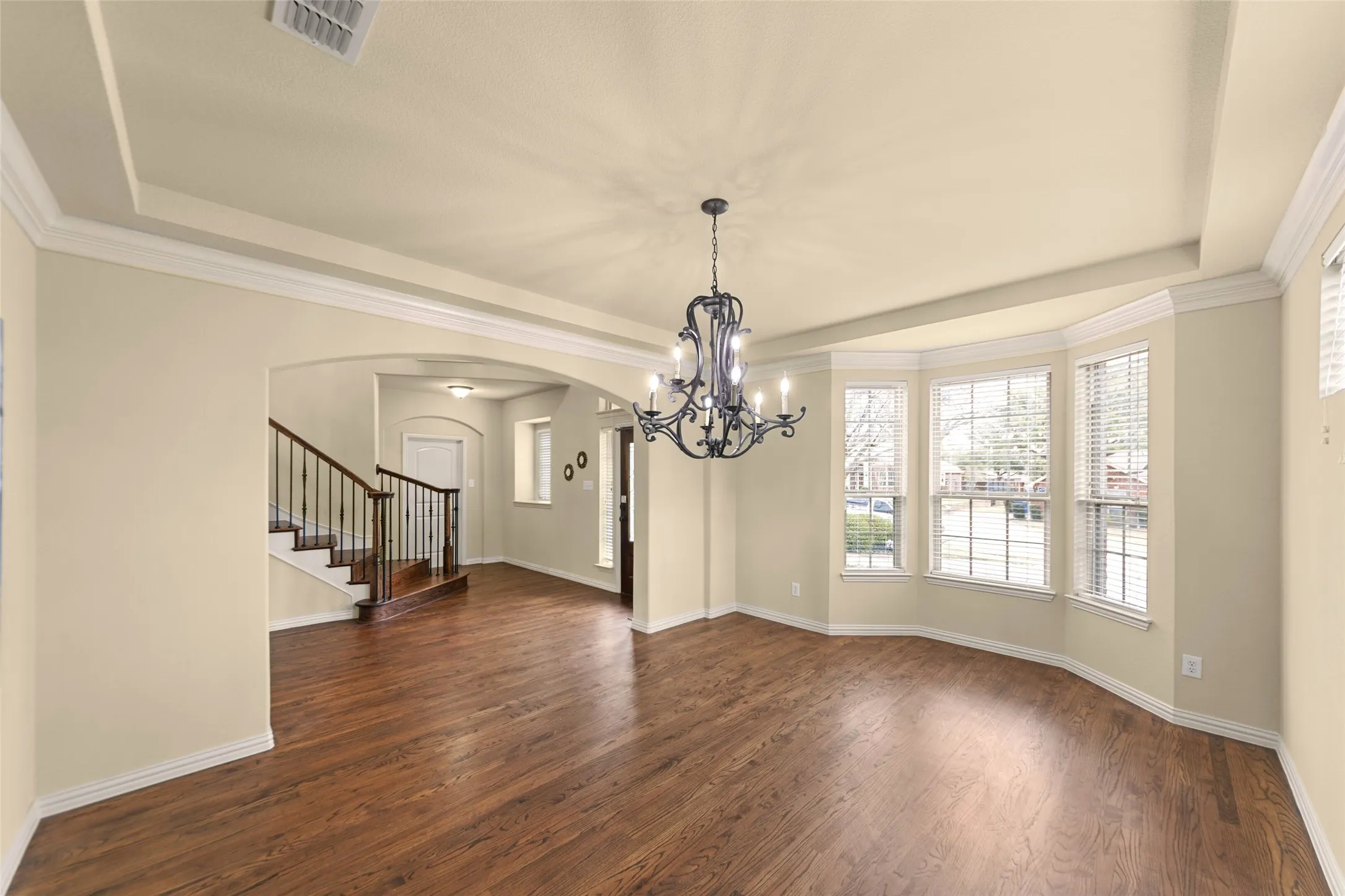 Single Family Residence For Sale in Collin County , 5143 Stream Crest Way, Fairview, Texas 75069, 4 Bedroom, 4 Bathroom, 2 Garage spaces, 3,618 Sqft, built in 2008, mls#21377213, Real Estate Agent in Fairview, Homes For Sale in Collin county, Homes For Sale in Fairview, Realtor in Fairview Texas, Real Estate Brokerage Independent Realty Texas, Luminita Cordes Realtor