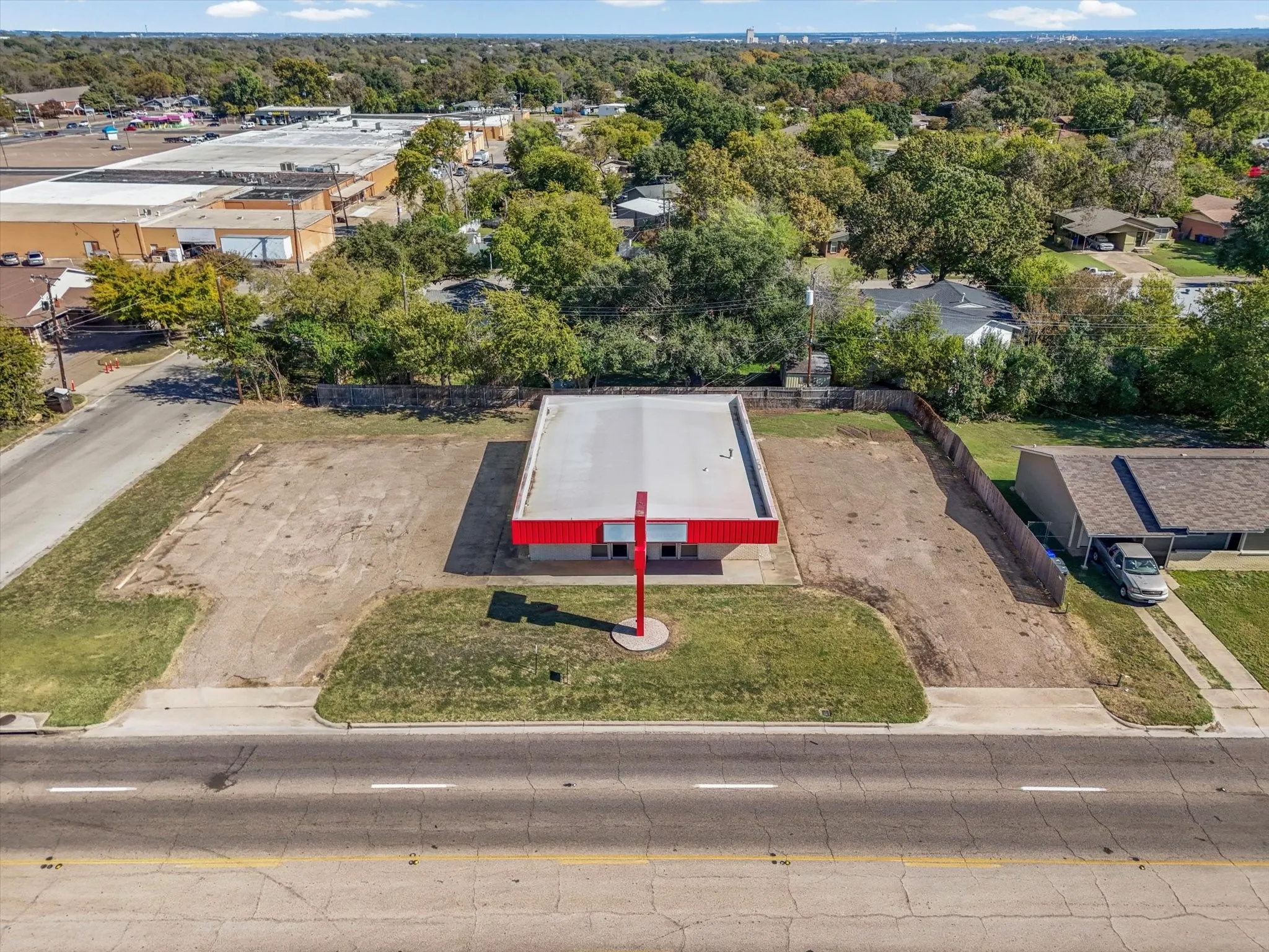 Retail For Rent in Mc Lennan County , 1311 N New Road, Waco, Texas 76710, 0, 0, Garage spaces, 0 Sqft, built in 1981, mls#21380876, Real Estate Agent in Waco, Homes For Rent in Mc Lennan county, Homes For Rent in Waco, Realtor in Waco Texas, Real Estate Brokerage Independent Realty Texas, Luminita Cordes Realtor