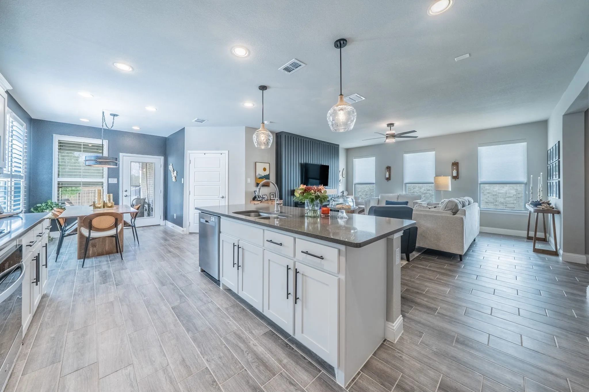 Another view of the beautiful kitchen facing the breakfast area. Notice the natural lighting!