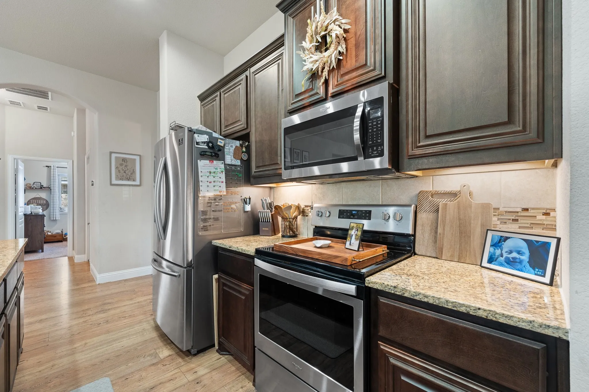 Single Family Residence For Sale in Johnson County , 119 Gateway Drive, Alvarado, Texas 76009, 4 Bedroom, 2 Bathroom, 2 Garage spaces, 1,670 Sqft, built in 2017, mls#21380768, Real Estate Agent in Alvarado, Homes For Sale in Johnson county, Homes For Sale in Alvarado, Realtor in Alvarado Texas, Real Estate Brokerage Independent Realty Texas, Luminita Cordes Realtor
