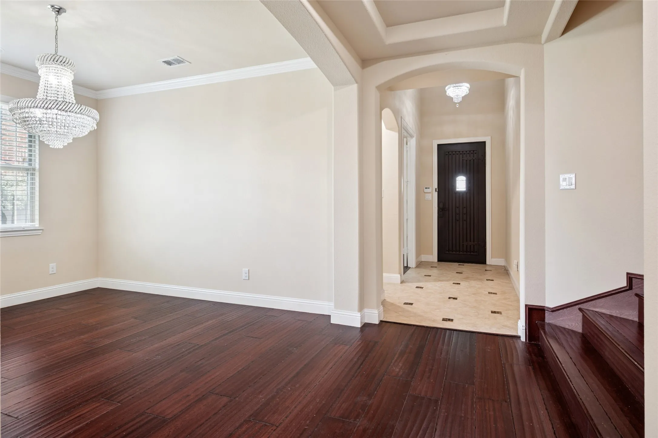 Single Family Residence For Rent in Dallas County , 7211 Beranger Drive, Irving, Texas 75063, 4 Bedroom, 5 Bathroom, 2 Garage spaces, 4,065 Sqft, built in 2014, mls#21380879, Real Estate Agent in Irving, Homes For Rent in Dallas county, Homes For Rent in Irving, Realtor in Irving Texas, Real Estate Brokerage Independent Realty Texas, Luminita Cordes Realtor