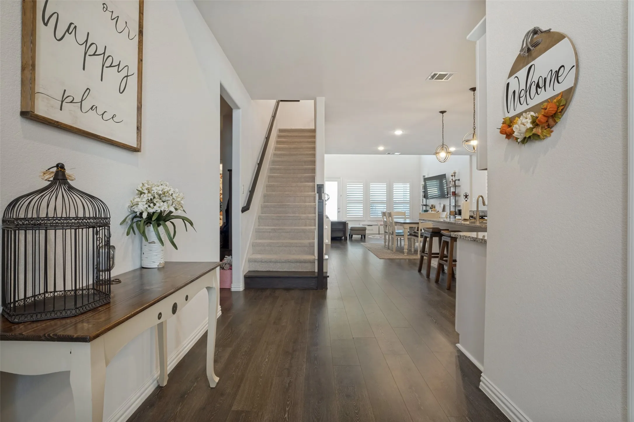Single Family Residence For Sale in Denton County , 1238 Stagecoach Trail, Justin, Texas 76247, 5 Bedroom, 3 Bathroom, 2 Garage spaces, 2,779 Sqft, built in 2022, mls#21380846, Real Estate Agent in Justin, Homes For Sale in Denton county, Homes For Sale in Justin, Realtor in Justin Texas, Real Estate Brokerage Independent Realty Texas, Luminita Cordes Realtor
