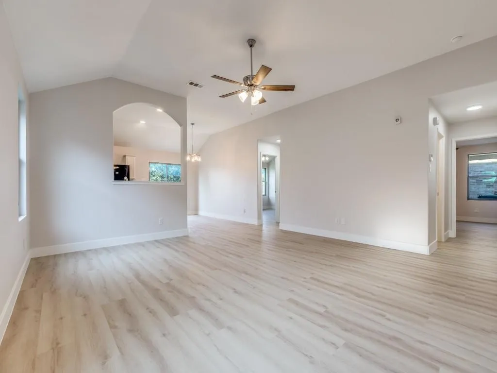 Single Family Residence For Sale in Denton County , 5551 Exeter Drive, Prosper, Texas 75078, 3 Bedroom, 2 Bathroom, 2 Garage spaces, 1,554 Sqft, built in 2008, mls#21369593, Real Estate Agent in Prosper, Homes For Sale in Denton county, Homes For Sale in Prosper, Realtor in Prosper Texas, Real Estate Brokerage Independent Realty Texas, Luminita Cordes Realtor