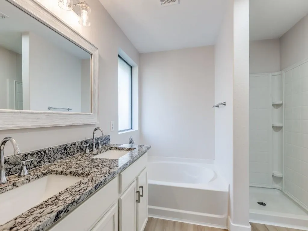 Single Family Residence For Sale in Denton County , 5551 Exeter Drive, Prosper, Texas 75078, 3 Bedroom, 2 Bathroom, 2 Garage spaces, 1,554 Sqft, built in 2008, mls#21369593, Real Estate Agent in Prosper, Homes For Sale in Denton county, Homes For Sale in Prosper, Realtor in Prosper Texas, Real Estate Brokerage Independent Realty Texas, Luminita Cordes Realtor