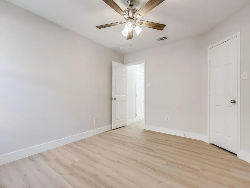 Single Family Residence For Sale in Denton County , 5551 Exeter Drive, Prosper, Texas 75078, 3 Bedroom, 2 Bathroom, 2 Garage spaces, 1,554 Sqft, built in 2008, mls#21369593, Real Estate Agent in Prosper, Homes For Sale in Denton county, Homes For Sale in Prosper, Realtor in Prosper Texas, Real Estate Brokerage Independent Realty Texas, Luminita Cordes Realtor